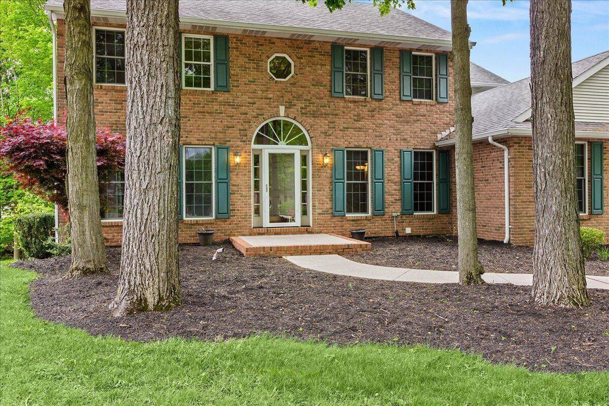 Bellefontaine, OH 43311,1312 Glenview Circle