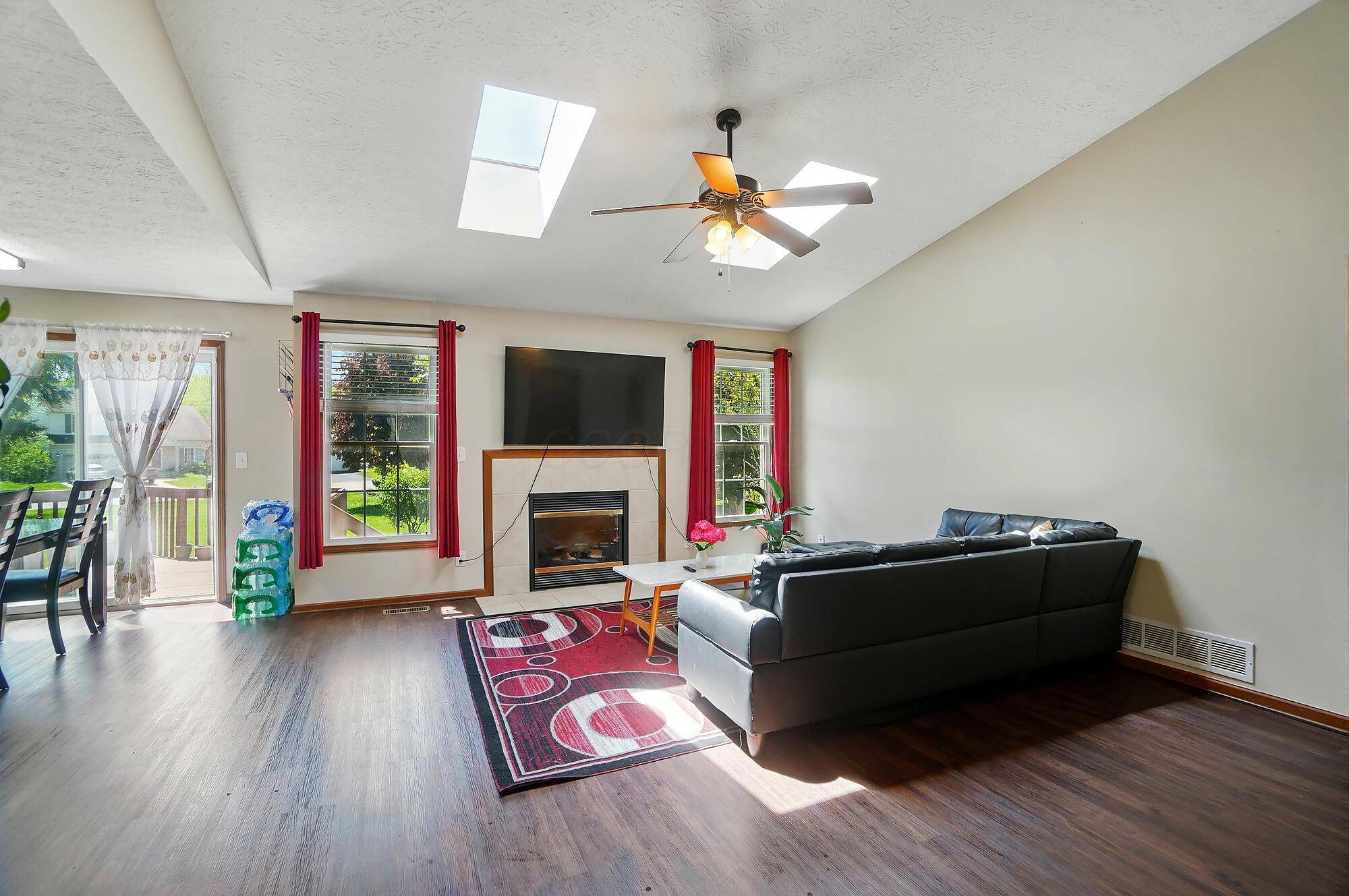 Pataskala, OH 43062,107 Winesap Street