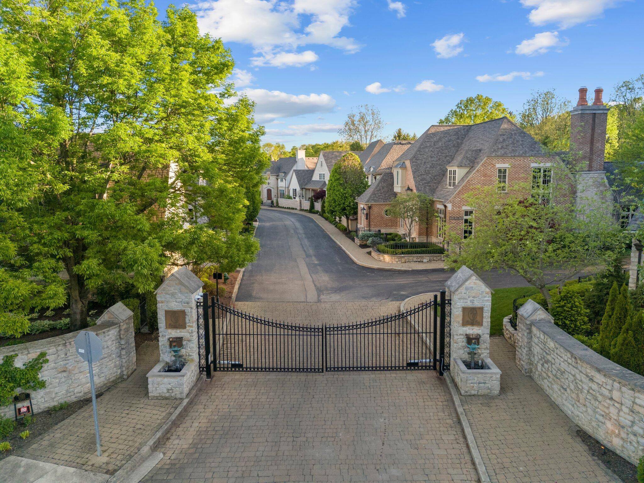 Columbus, OH 43221,3450 River Rhone Lane