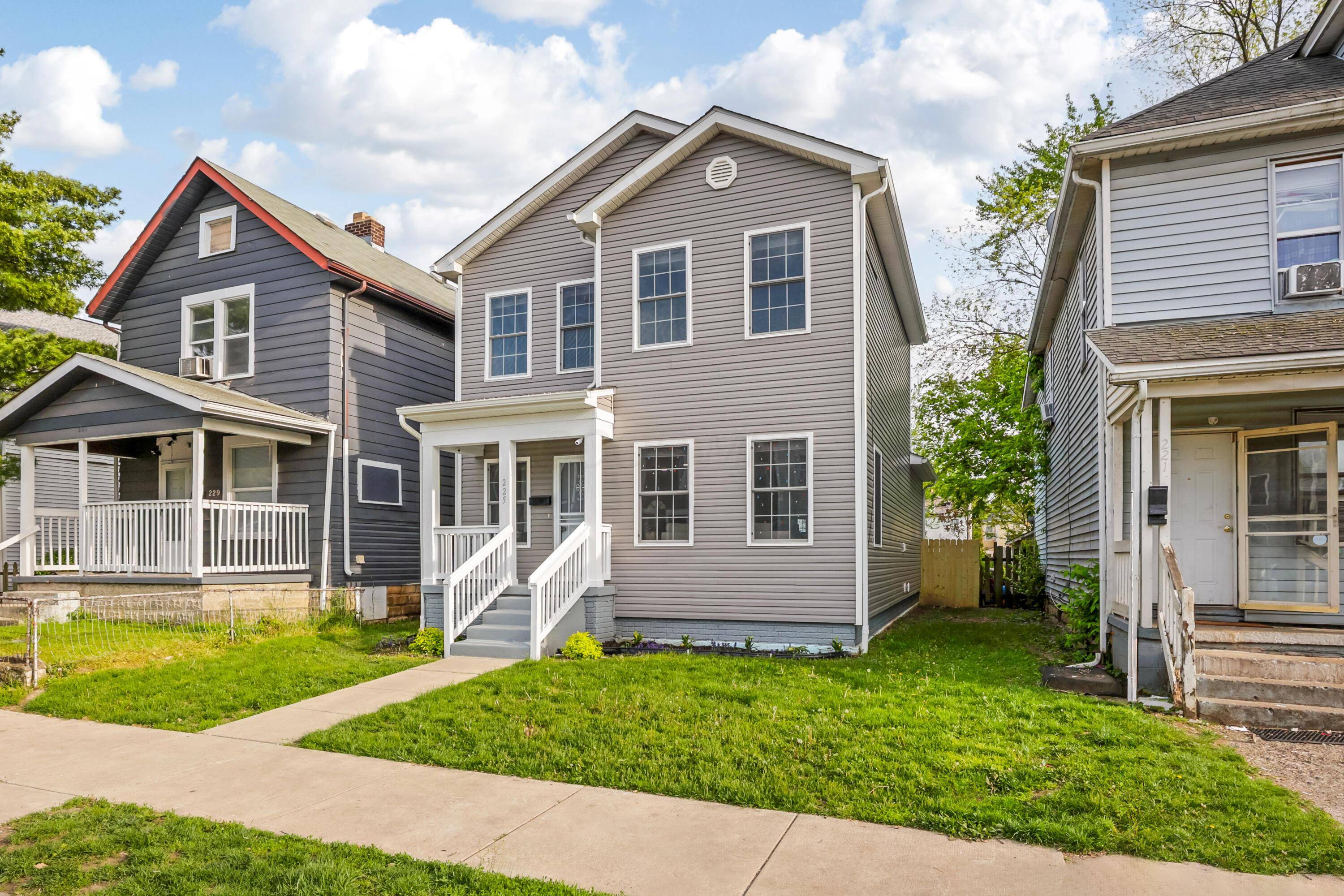 Columbus, OH 43207,225 Reeb Avenue