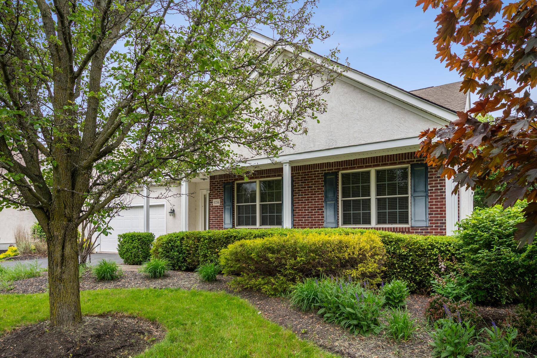 Powell, OH 43065,4256 Landhigh Lakes Drive