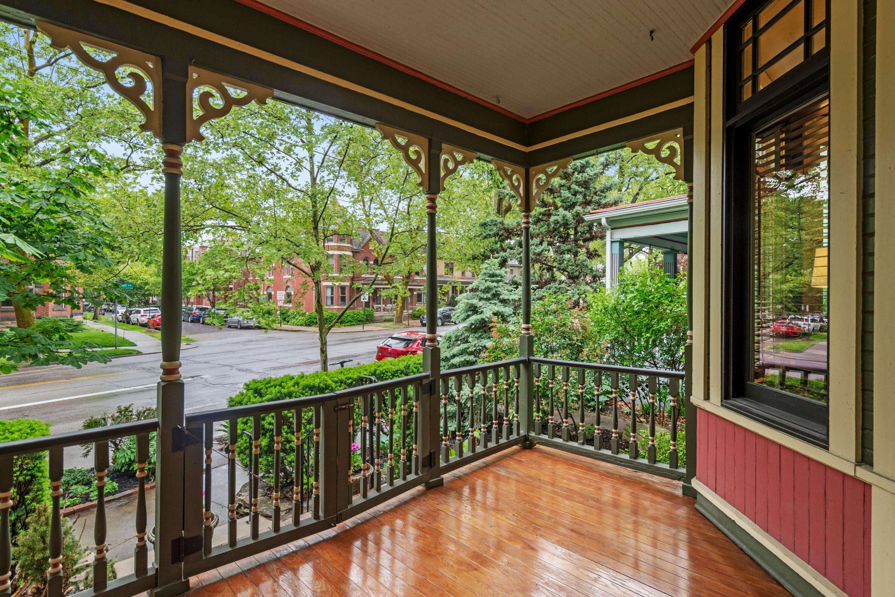 Columbus, OH 43201,1042 Neil Avenue