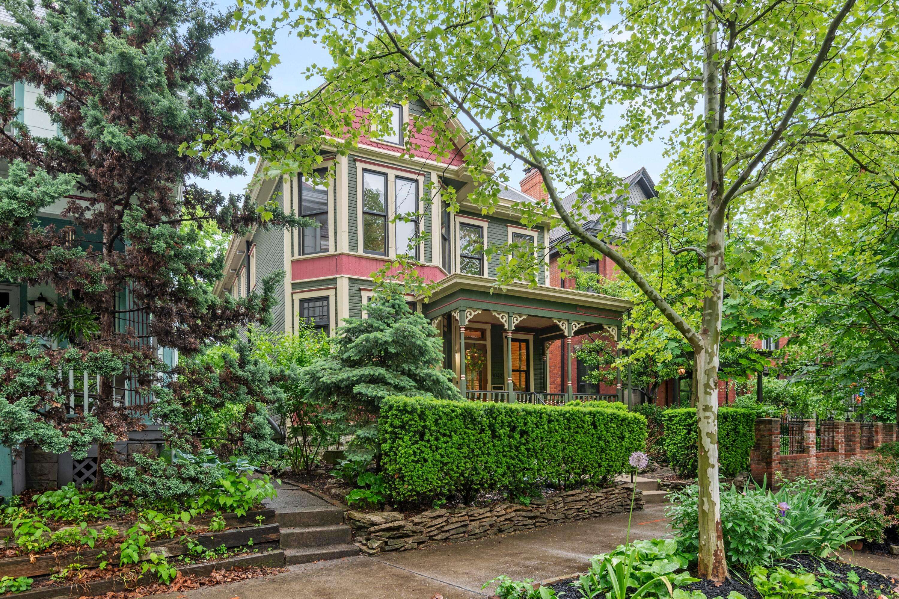 Columbus, OH 43201,1042 Neil Avenue