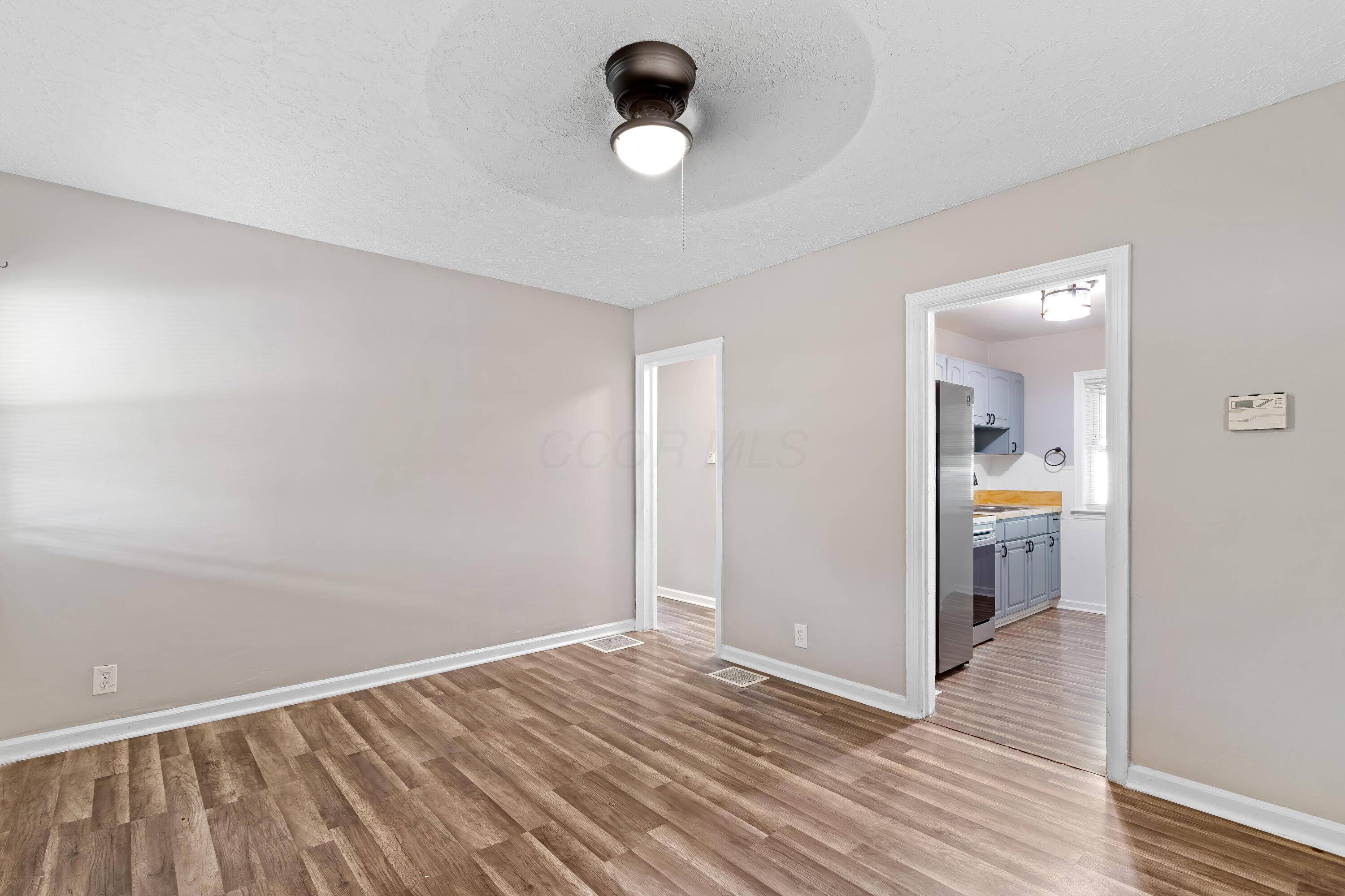 Columbus, OH 43211,1173 Manchester Avenue
