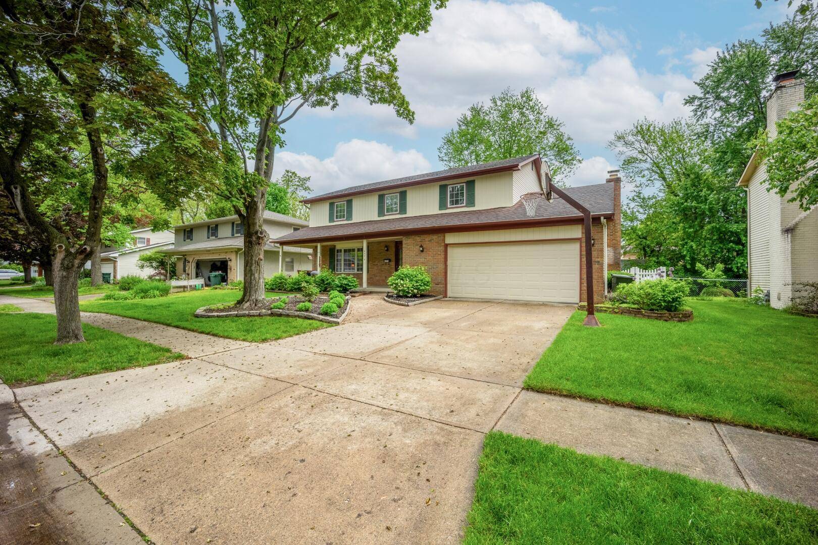 Columbus, OH 43229,6376 Johnanne Street