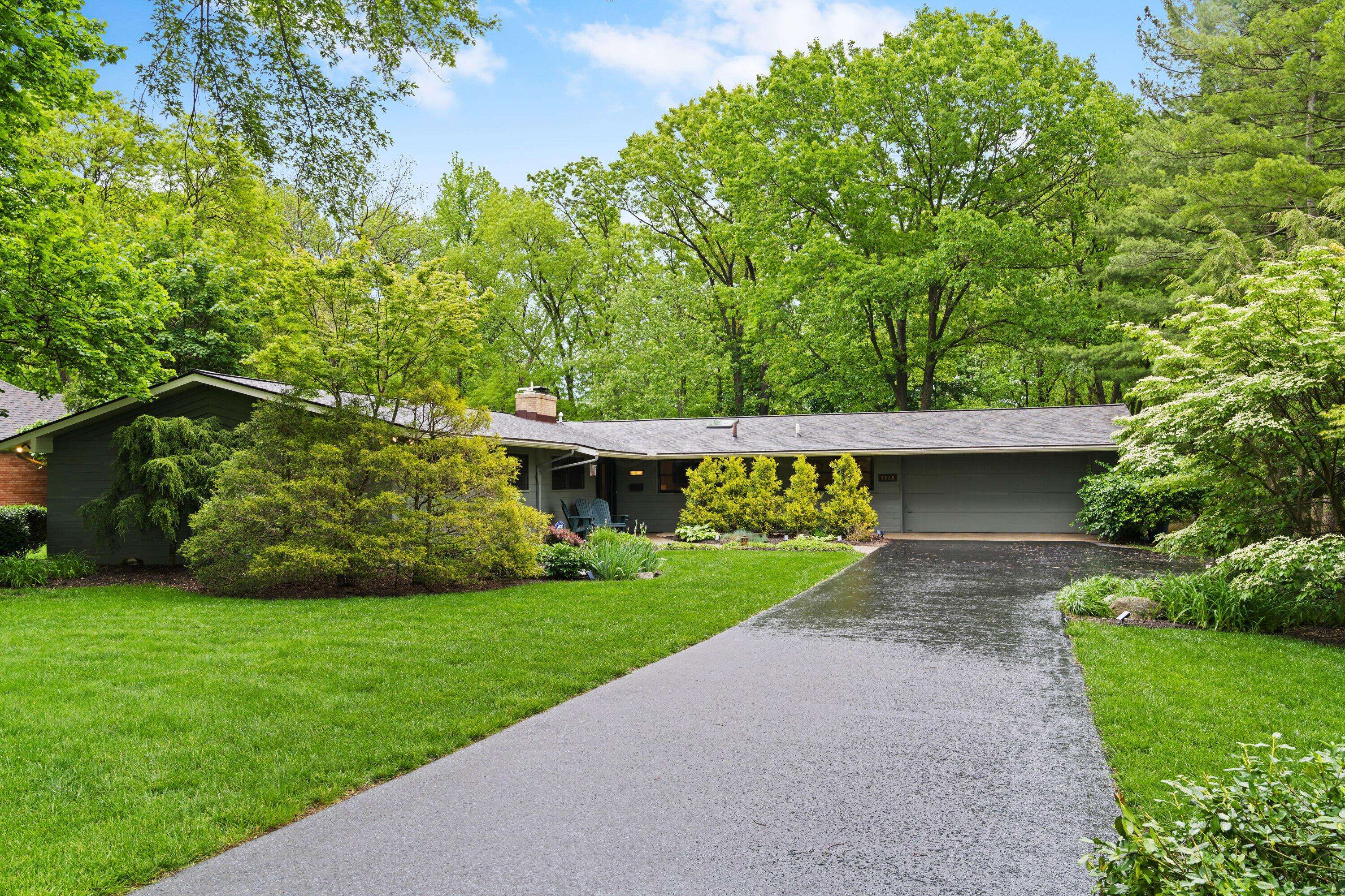 Upper Arlington, OH 43220,3868 Hillview Drive