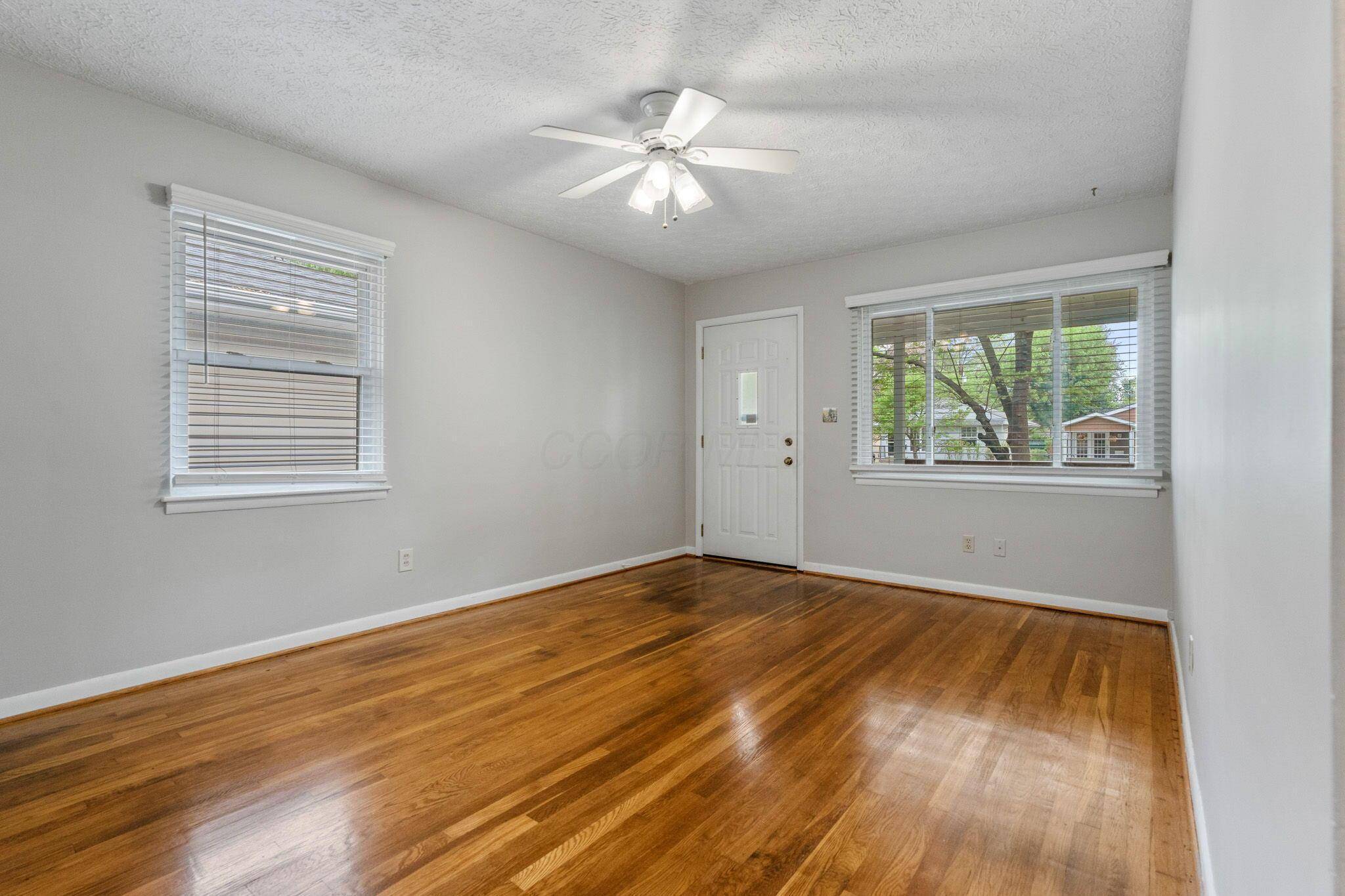 Columbus, OH 43214,471 Chase Road