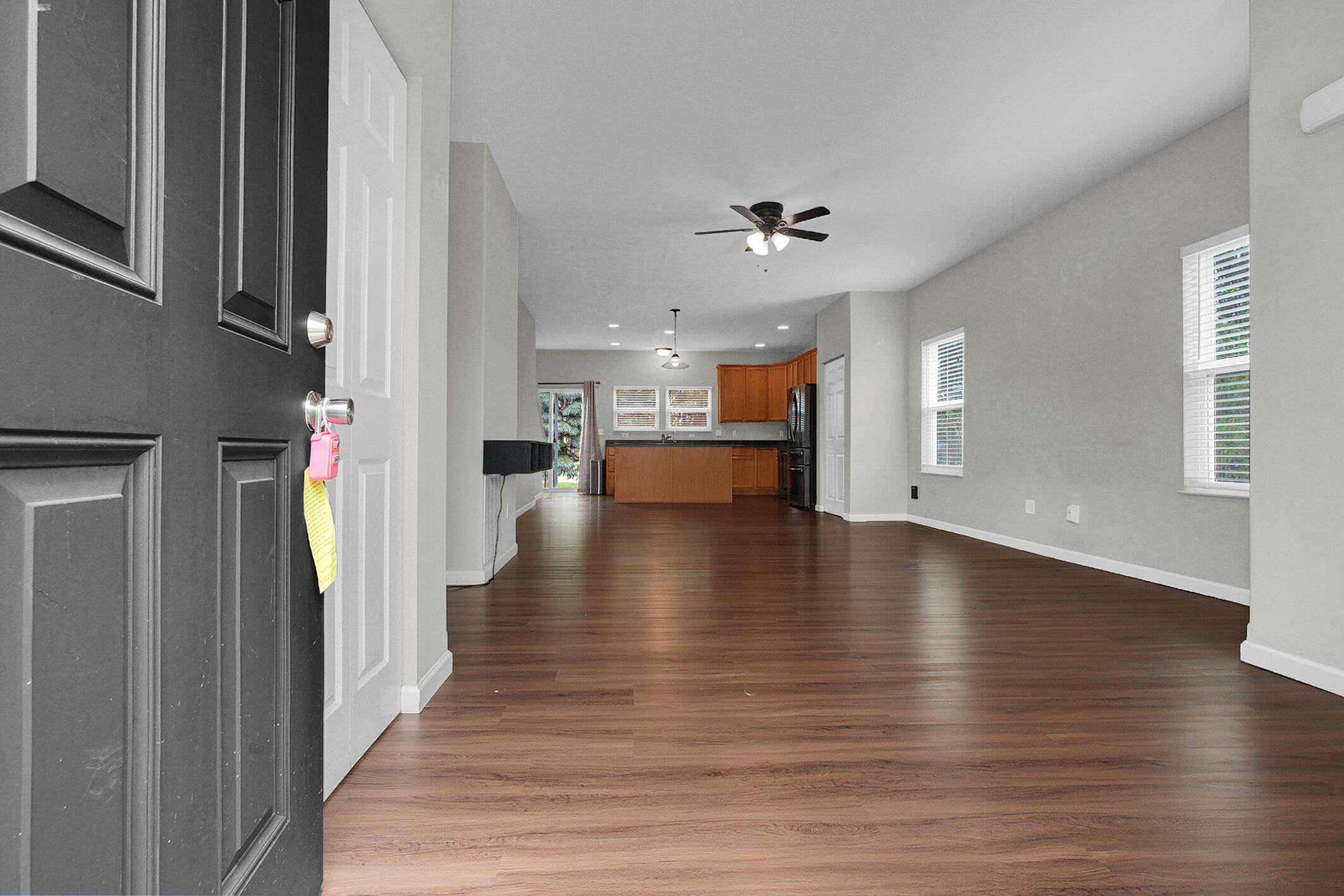 Ashville, OH 43103,16 Hawthorne Drive