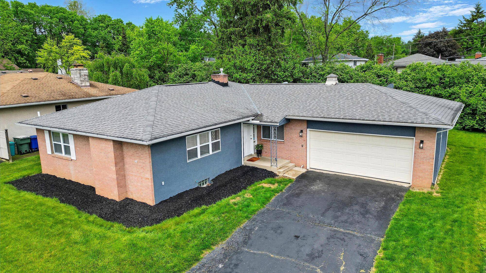 Columbus, OH 43220,1004 Kenwood Lane