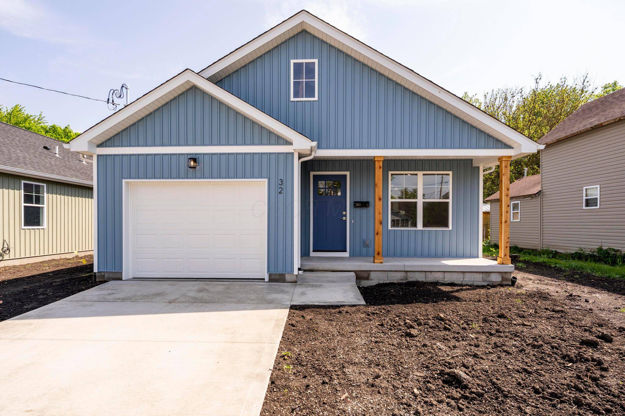 Jeffersonville, OH 43128,32 Maple Street