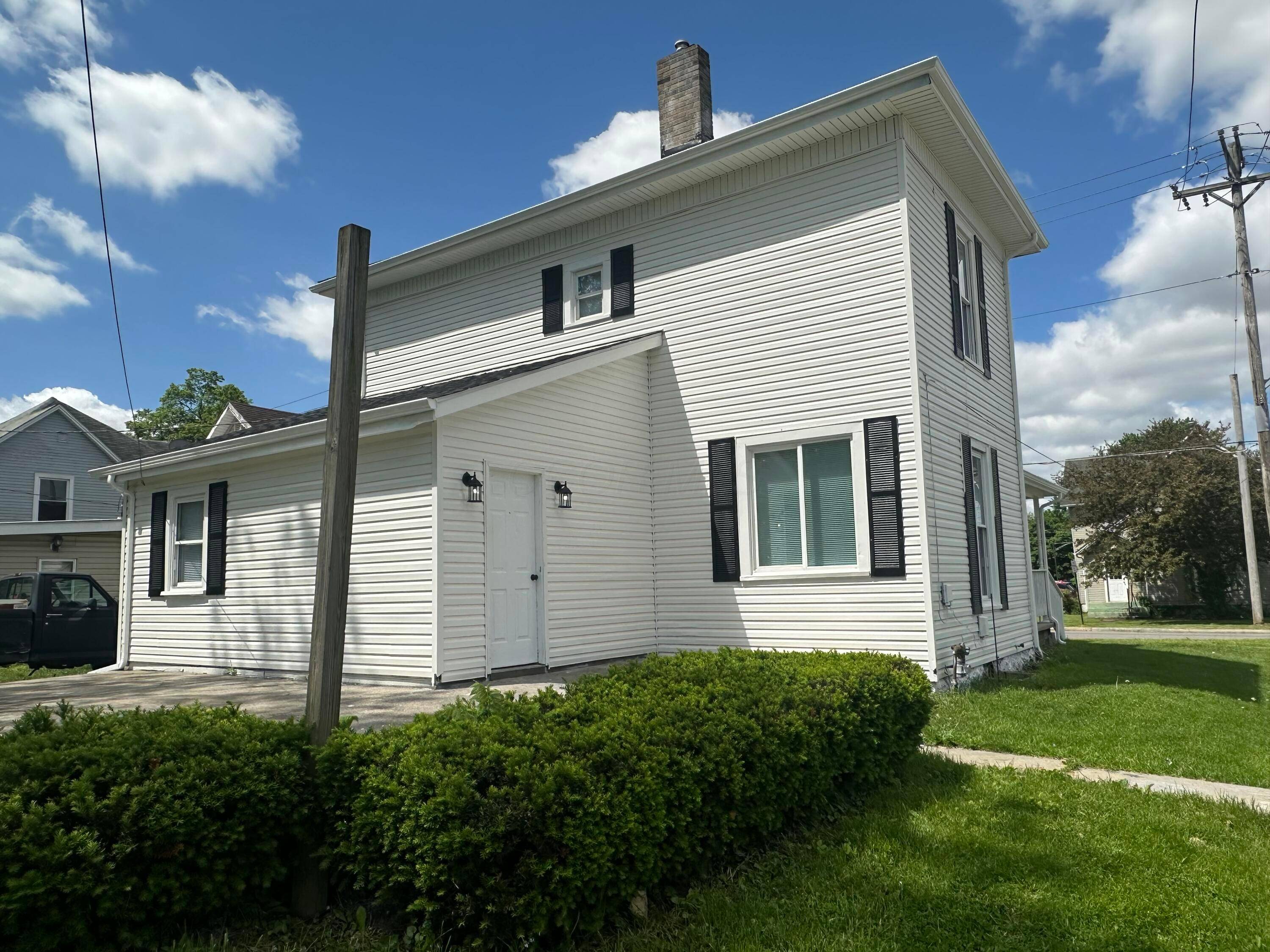 Bellefontaine, OH 43311,301 Plumvalley Street