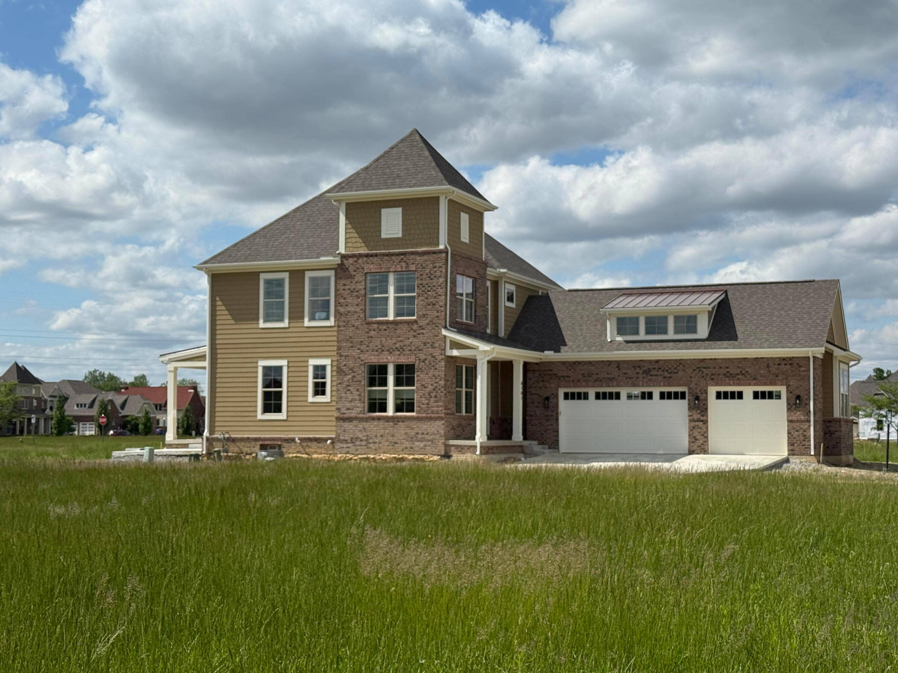 Dublin, OH 43016,8101 Oaktree Drive