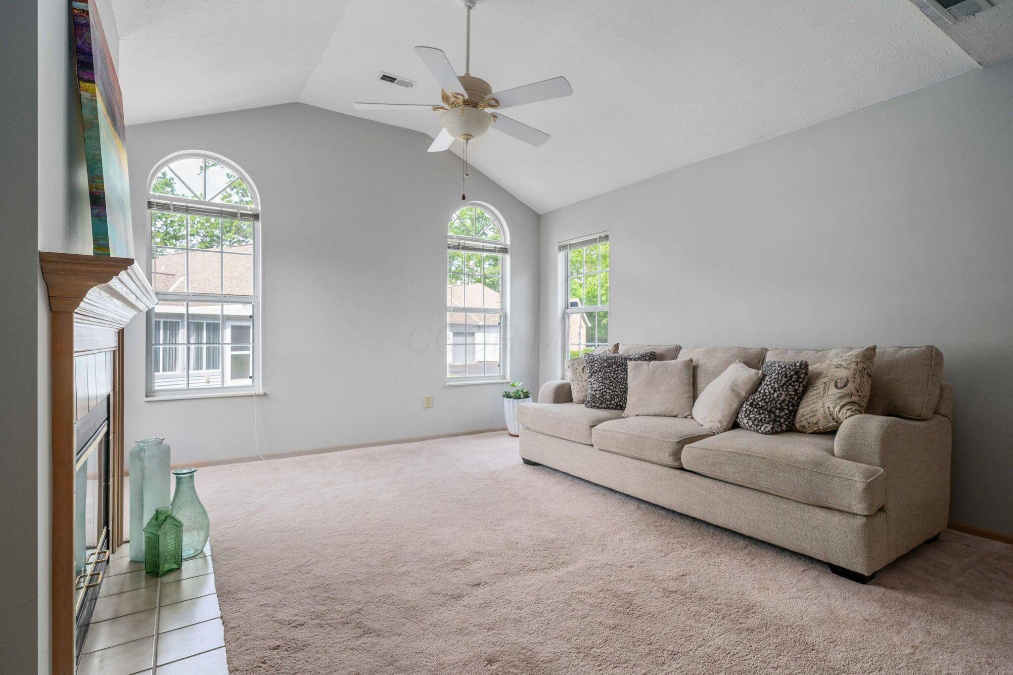 Columbus, OH 43230,1272 Villa Oaks Court