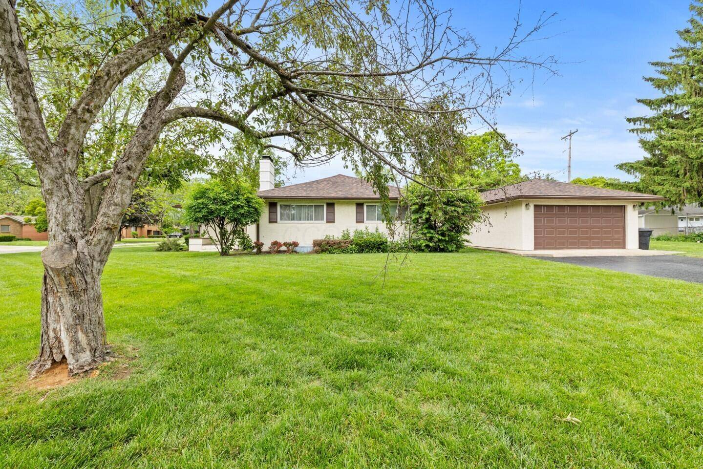 Columbus, OH 43209,1482 Cottingham Court