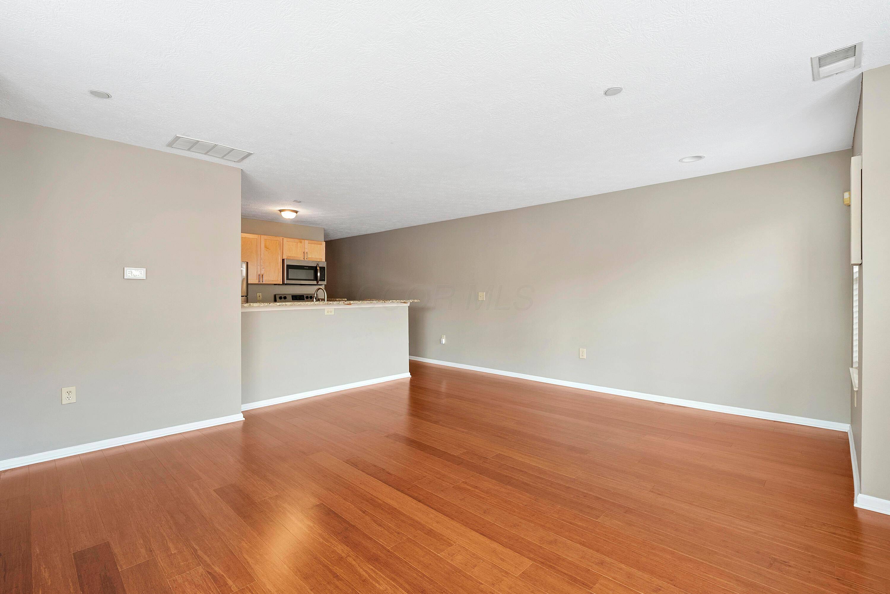 Columbus, OH 43215,35 Buttles Avenue #A