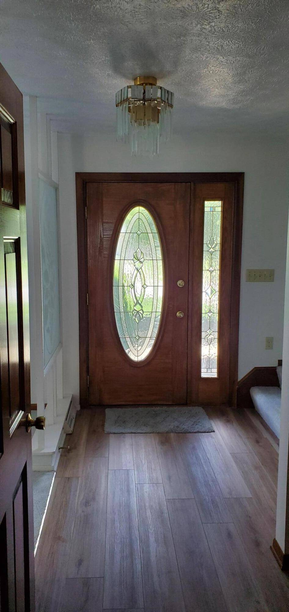 Columbus, OH 43229,4993 Shadycrest Road