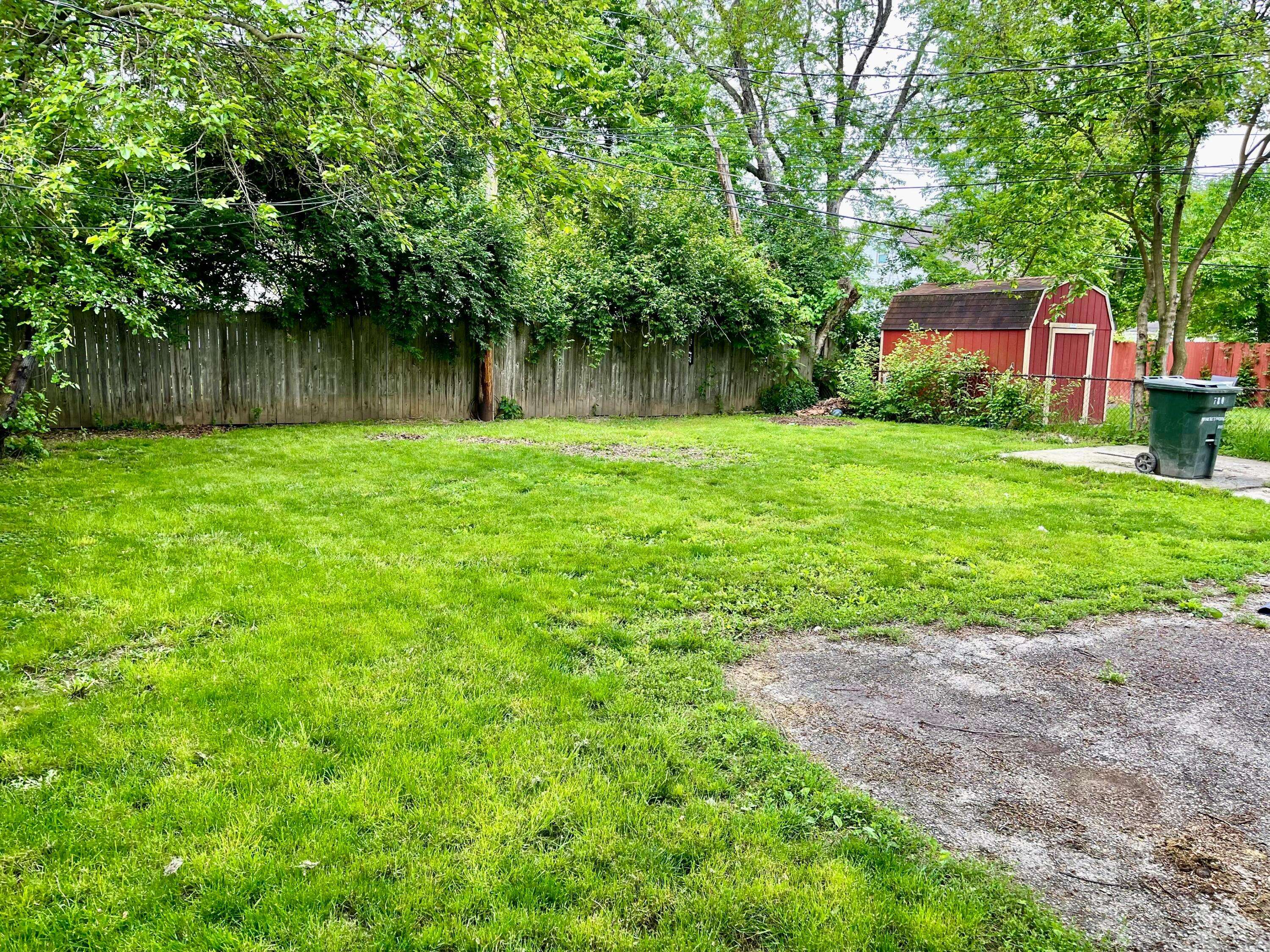 Columbus, OH 43223,780782 Whitethorne Avenue