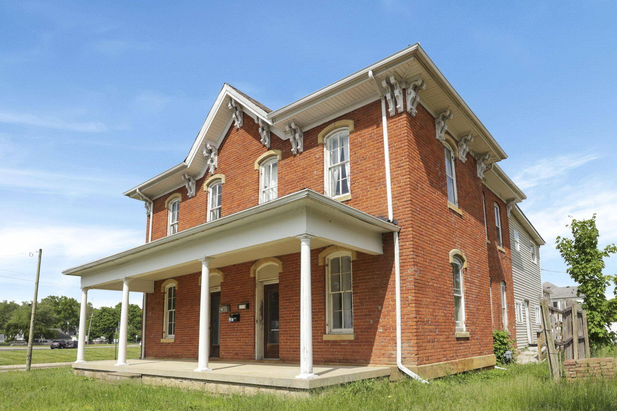 Lancaster, OH 43130,632 N Broad Street