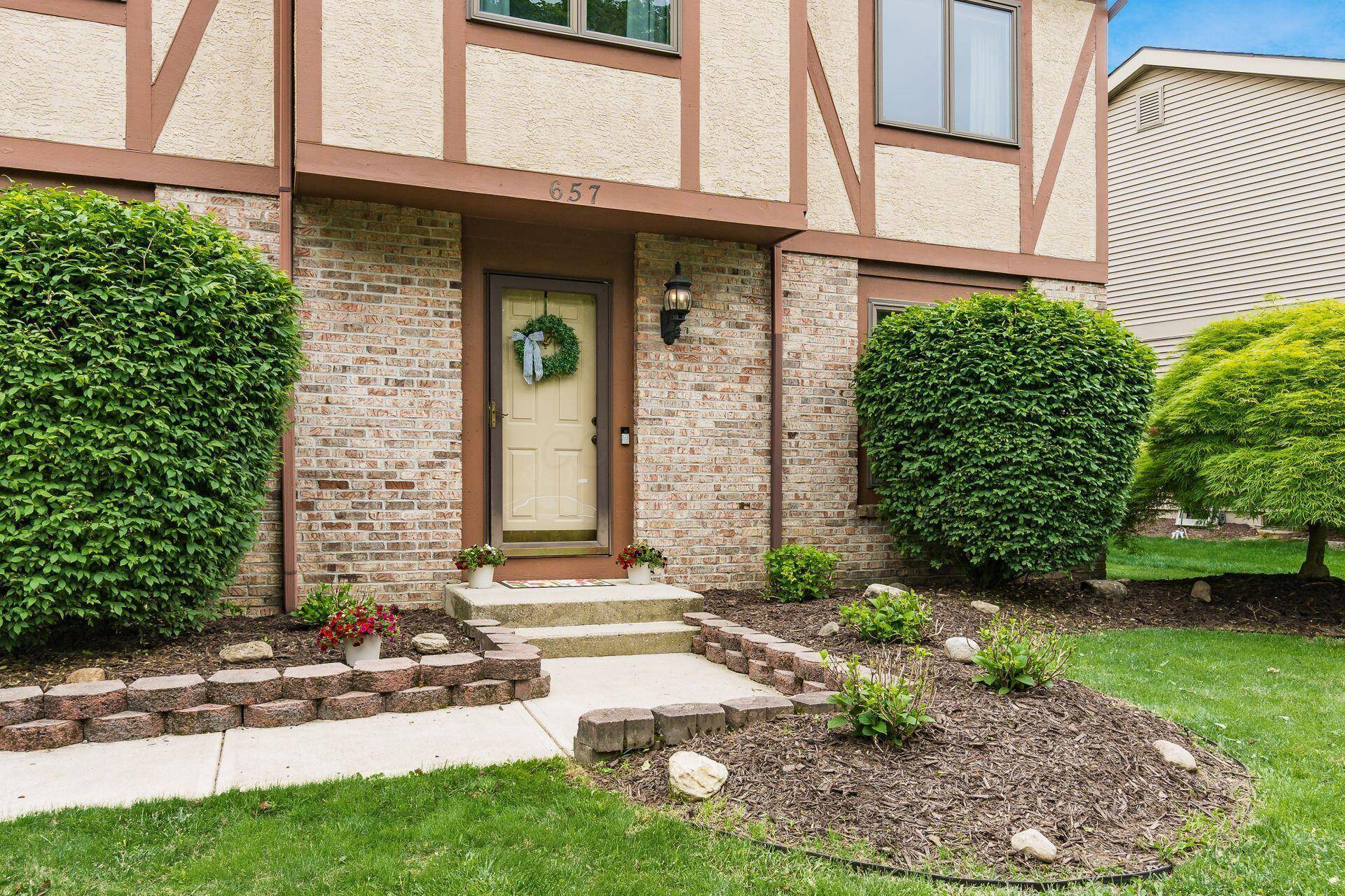 Westerville, OH 43081,657 Maplerun Lane