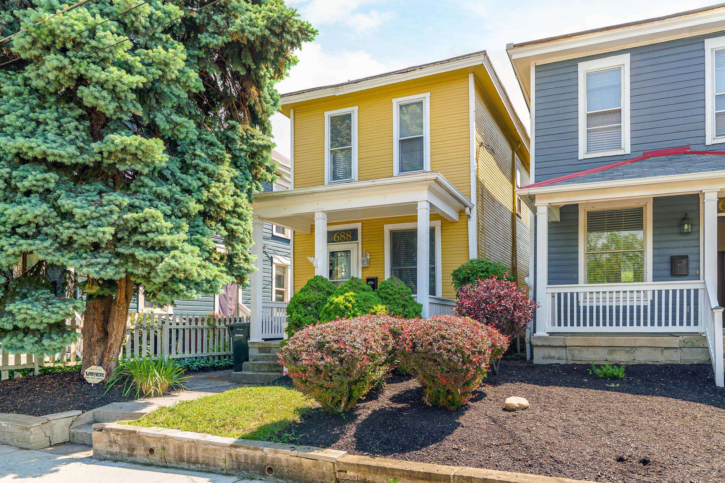 Columbus, OH 43215,688 Hamlet Street