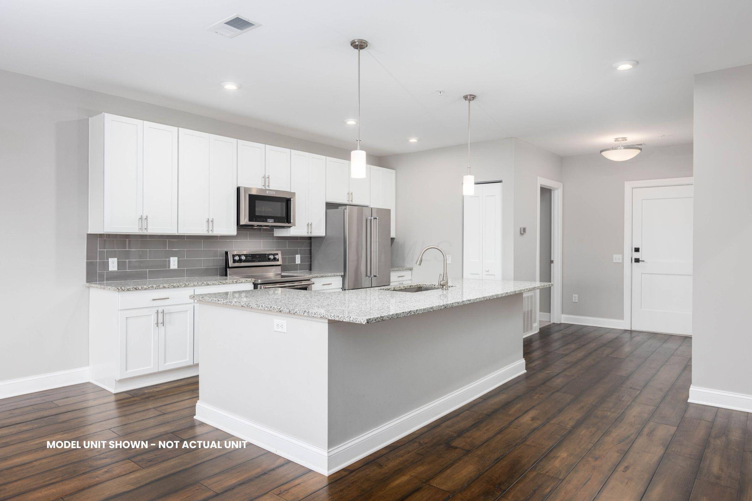 Westerville, OH 43081,5177 Highpointe Lakes Drive #9103