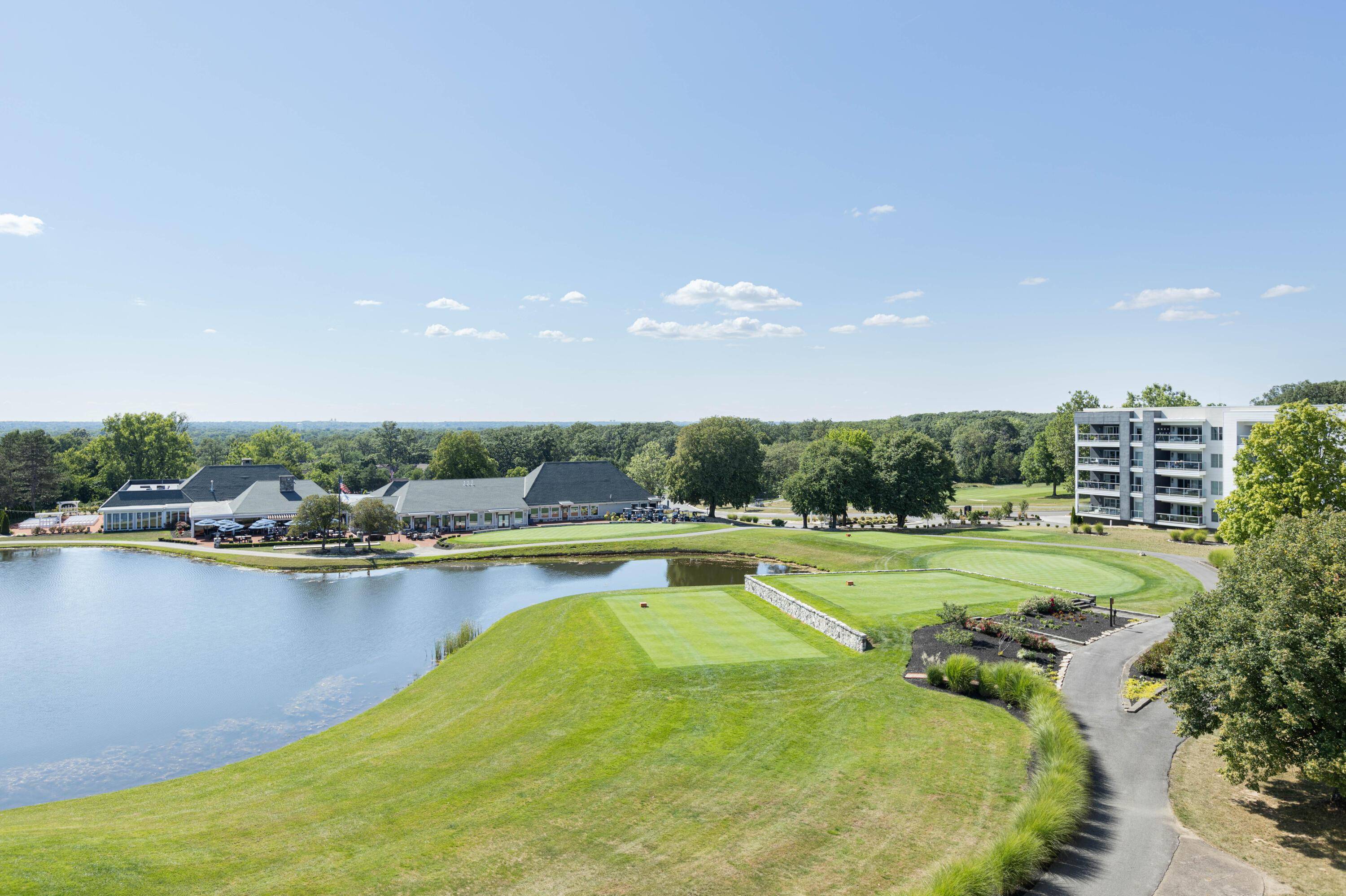 Westerville, OH 43081,5189 Highpointe Lakes Drive #8201