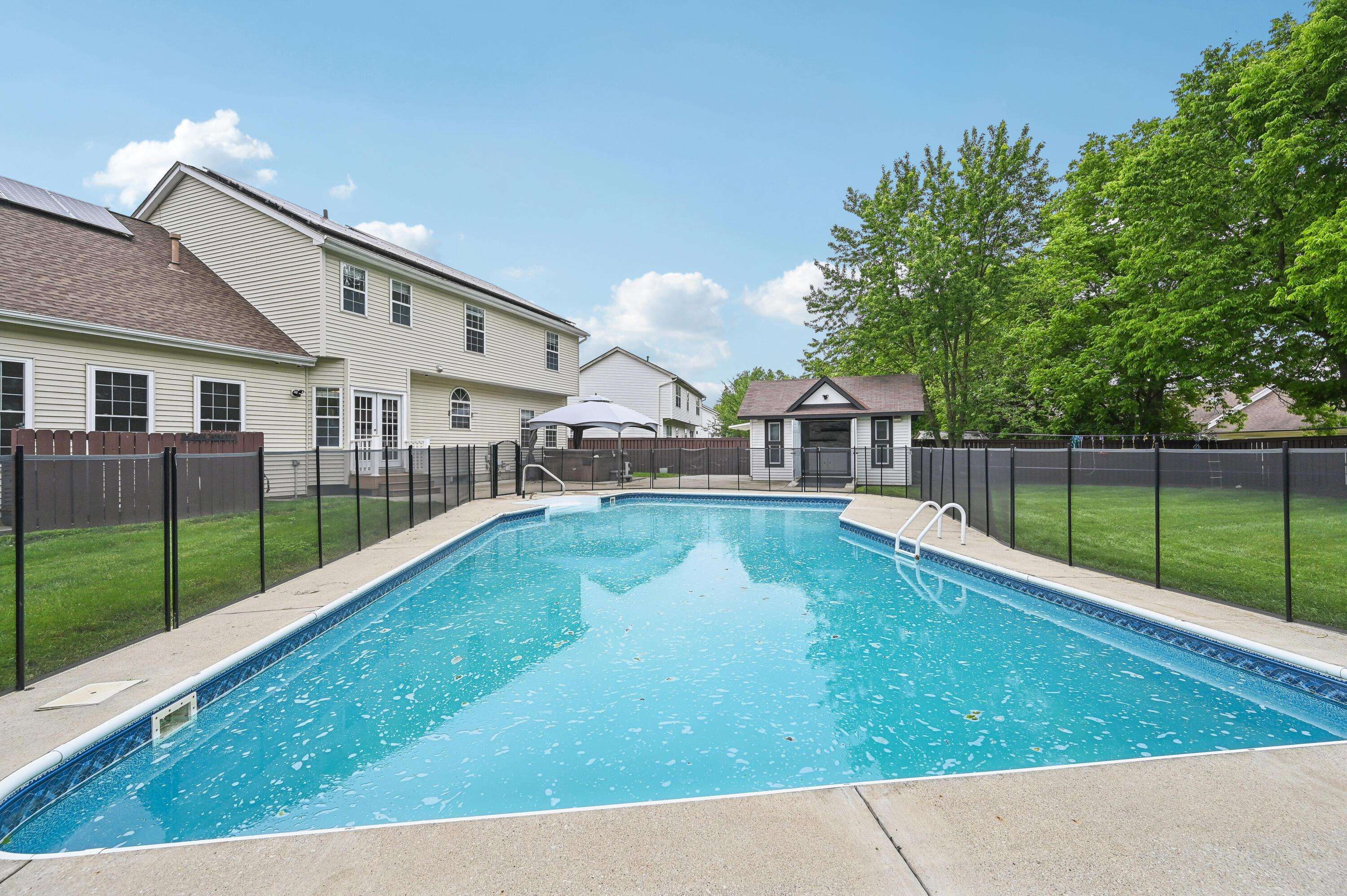 Grove City, OH 43123,5650 Meadow Grove Drive