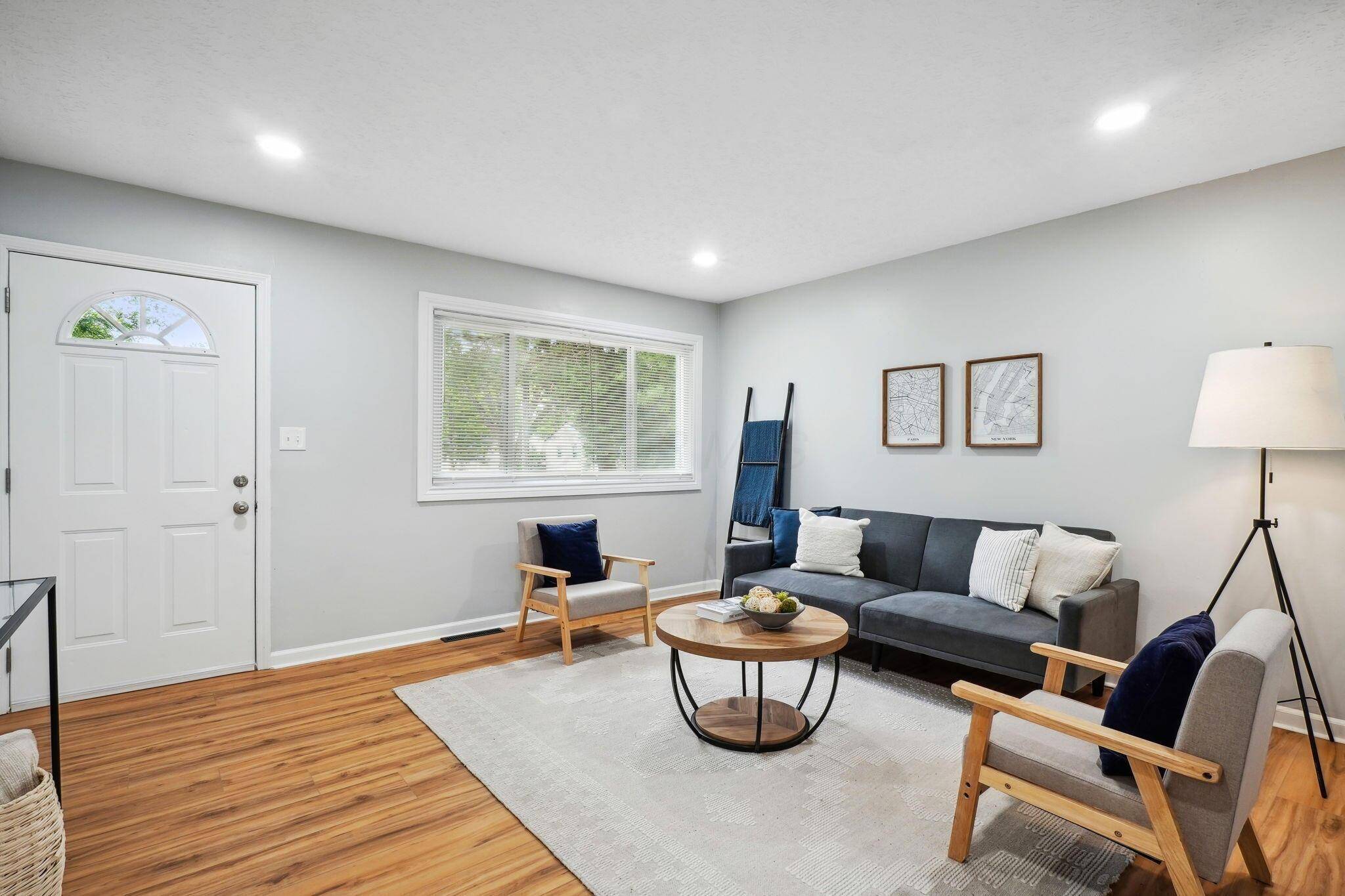 Columbus, OH 43232,3783 Laguna Drive