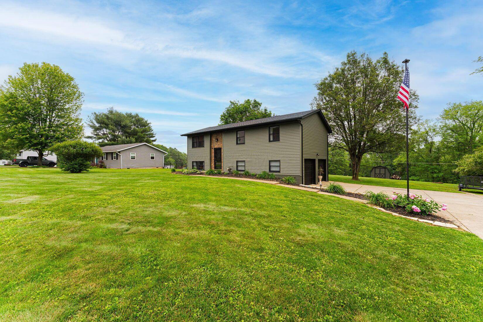 Zanesville, OH 43701,5460 Airwood Drive