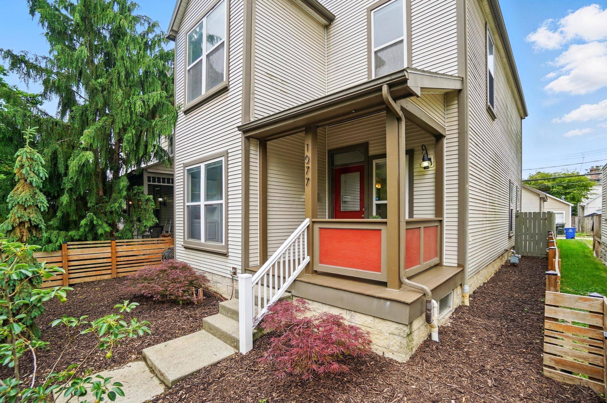 Columbus, OH 43201,1077 Michigan Avenue #9