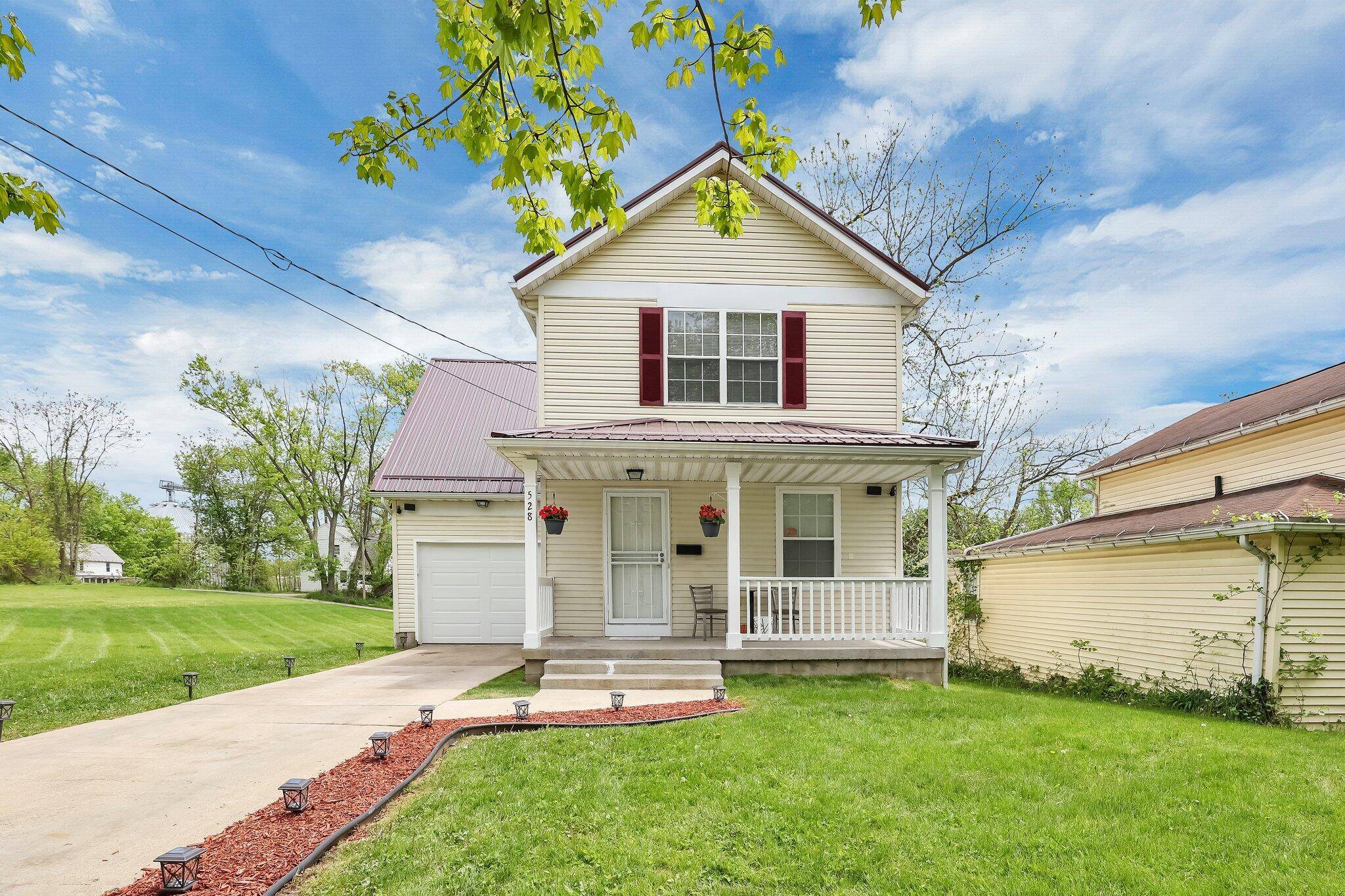 Mansfield, OH 44902,528 N Mulberry Street