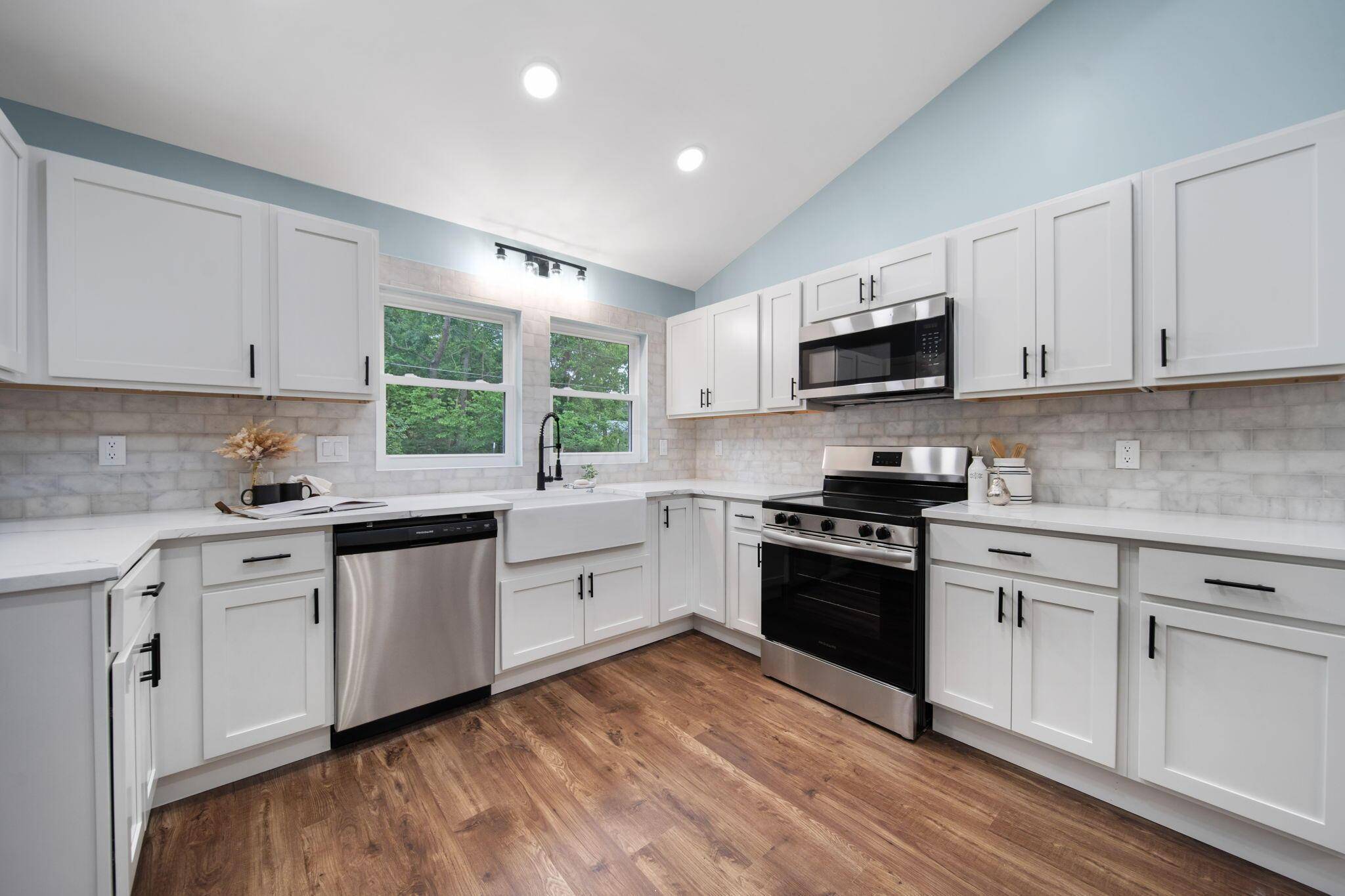Thornville, OH 43076,13404 Maple Road
