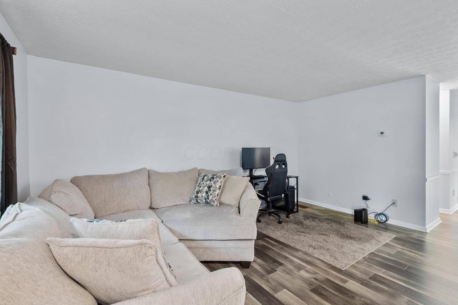 Delaware, OH 43015,566 Harding Lane
