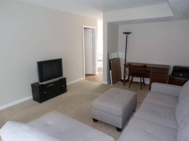 Columbus, OH 43220,1022 Galliton Court #C