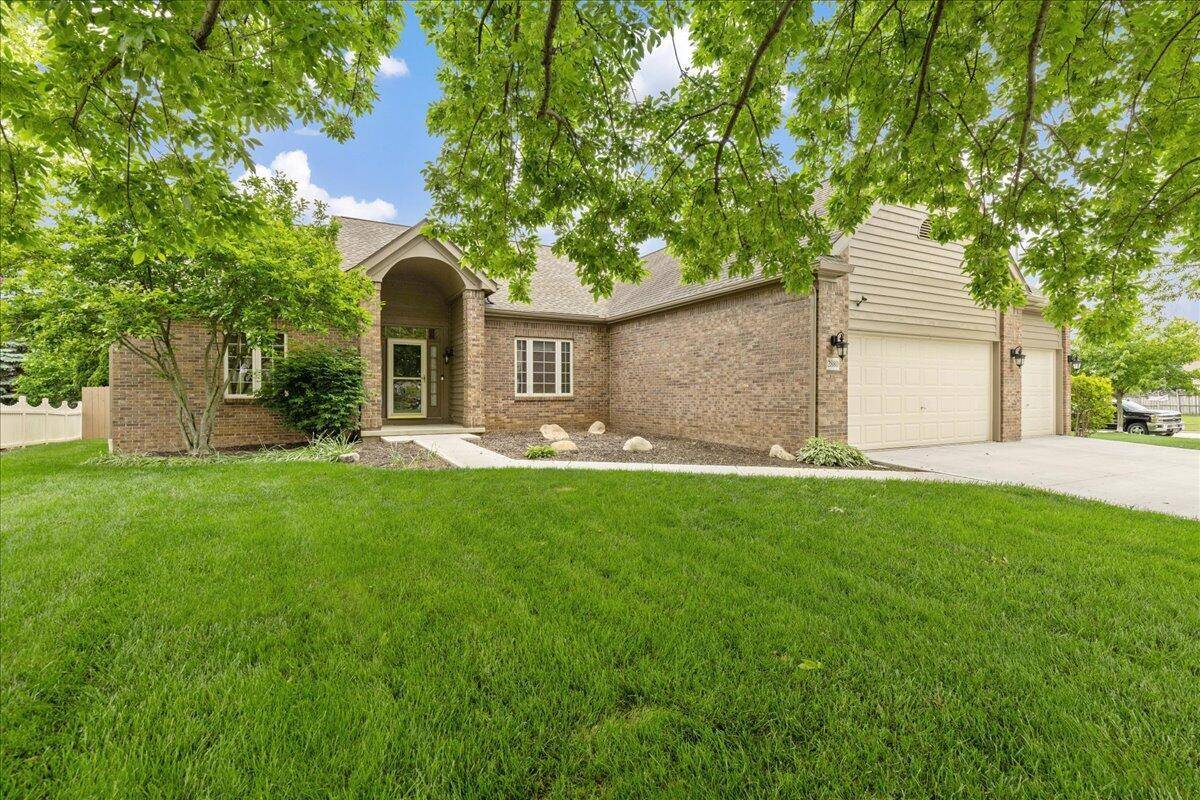 Grove City, OH 43123,2880 Longridge Way
