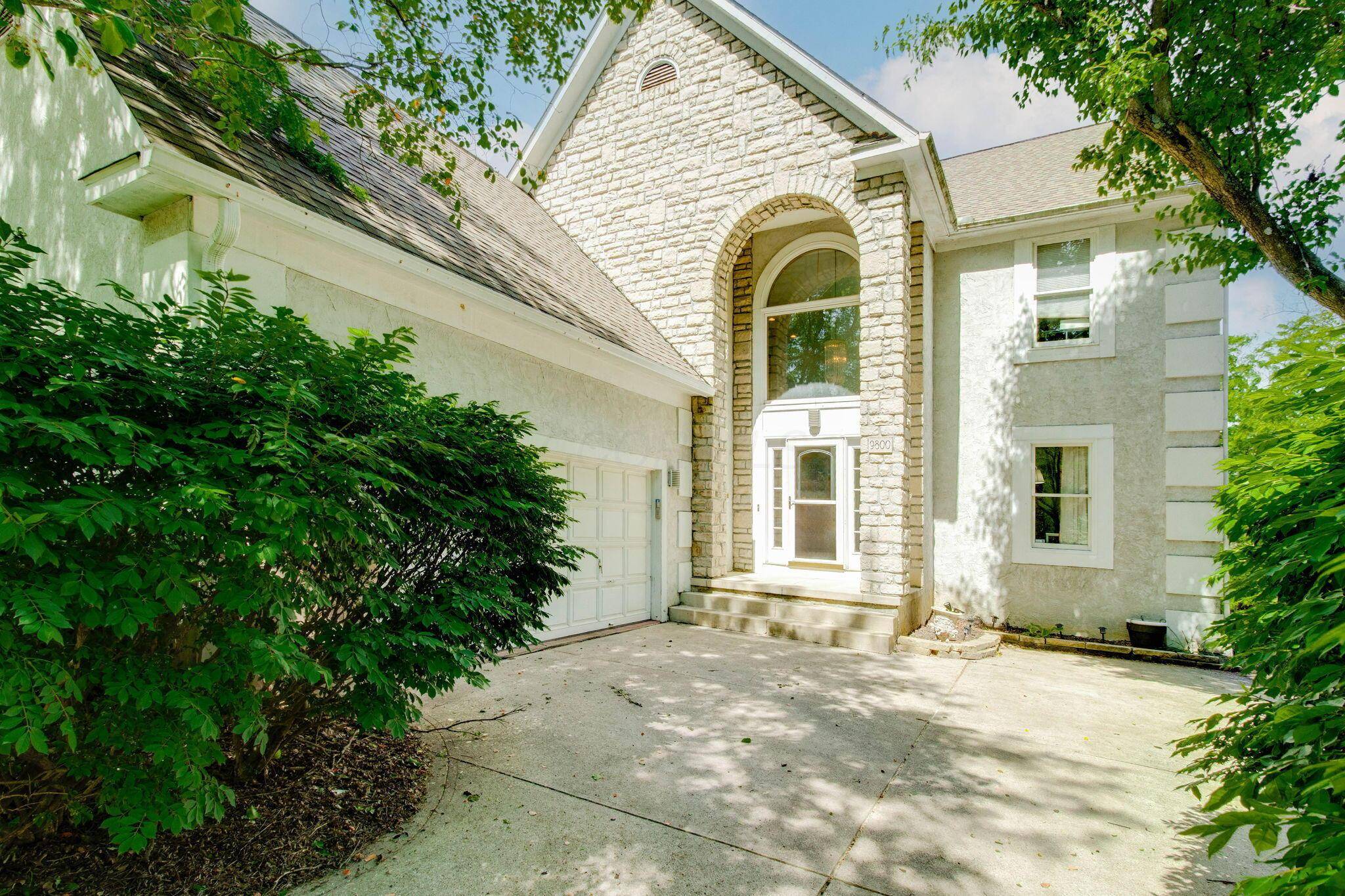 Powell, OH 43065,9800 Oxford Circle