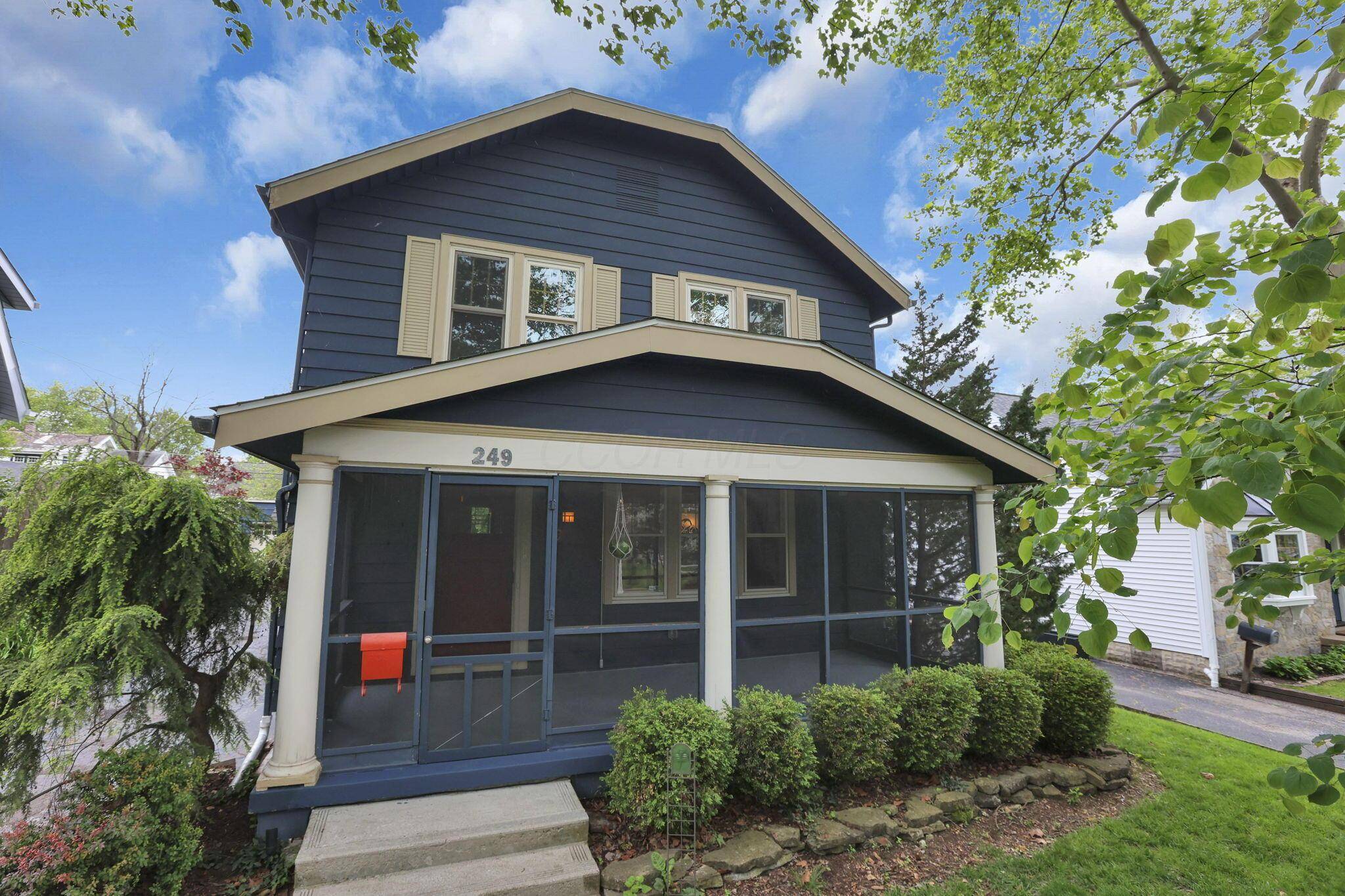 Columbus, OH 43214,249 Blenheim Road