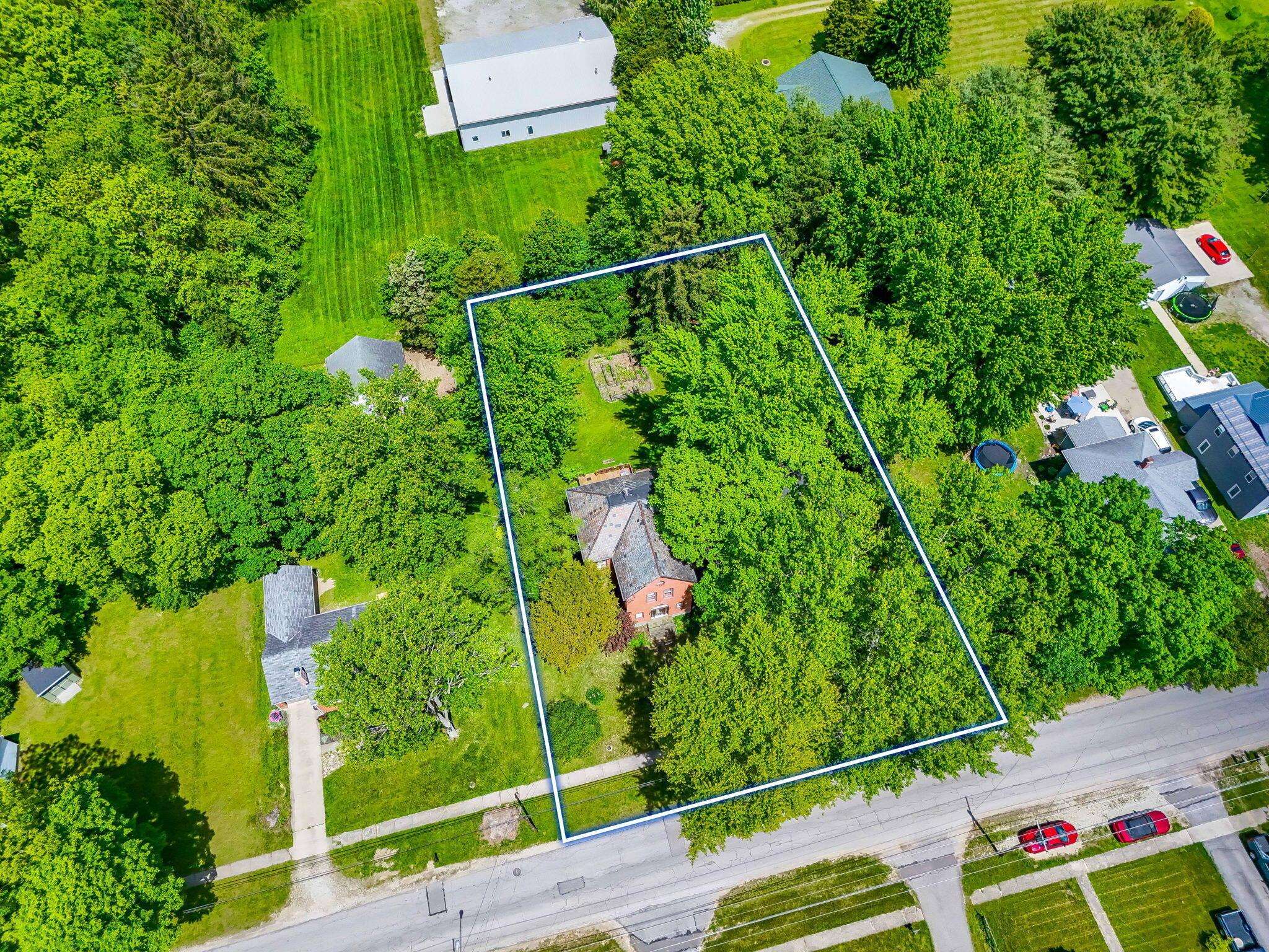 Waldo, OH 43356,162 W Main Street