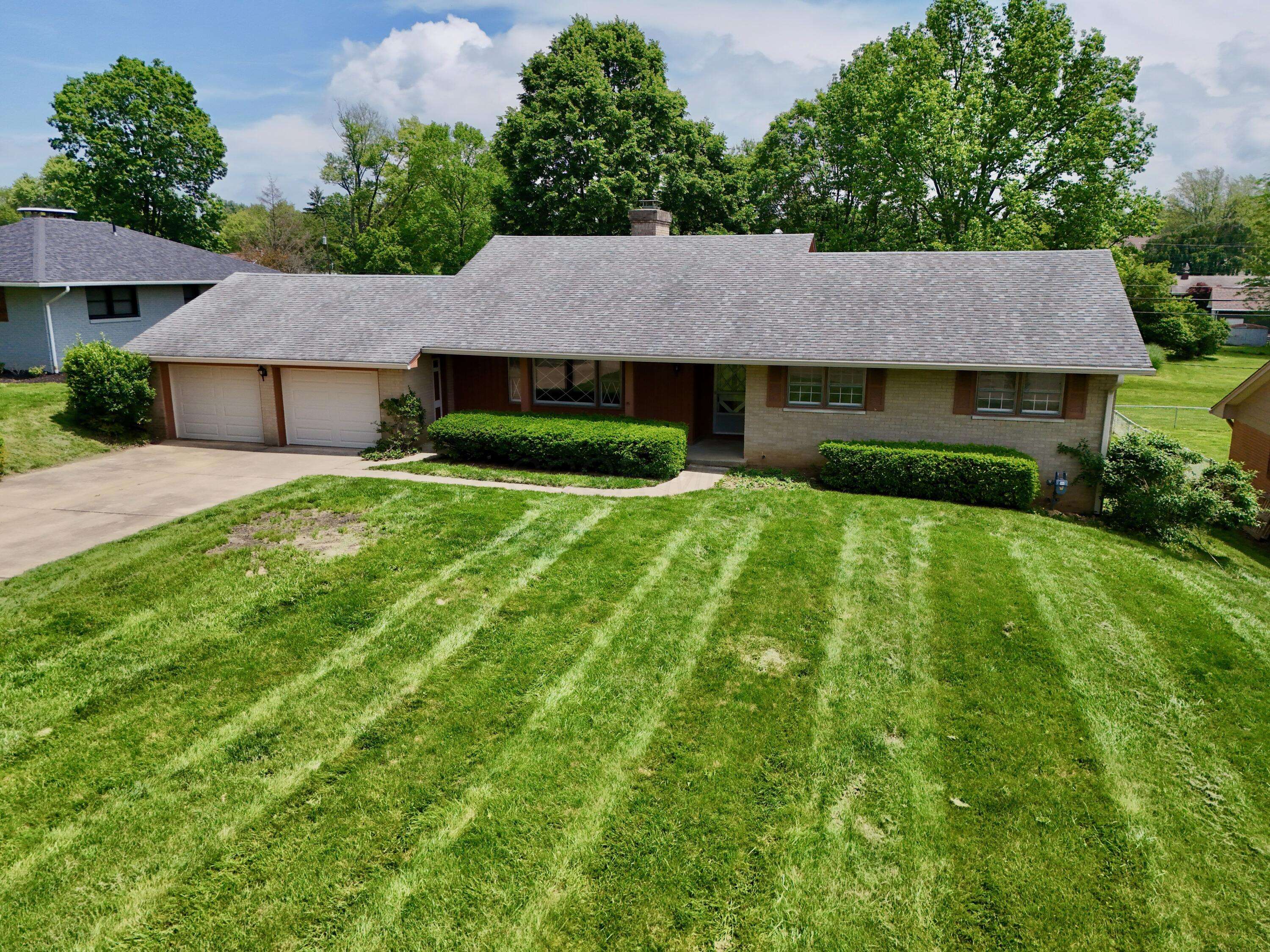 Lancaster, OH 43130,1602 Pleasantview Drive