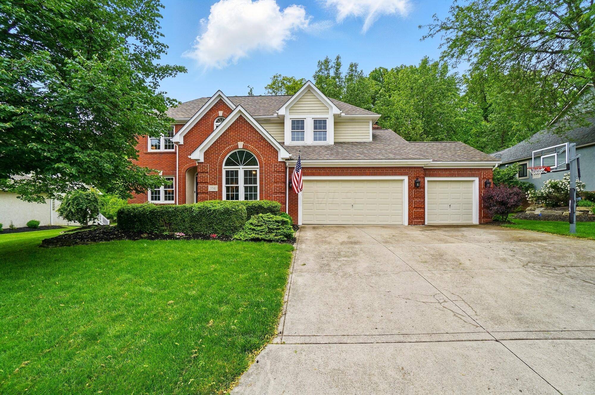 Westerville, OH 43082,5741 Ridgewood Avenue