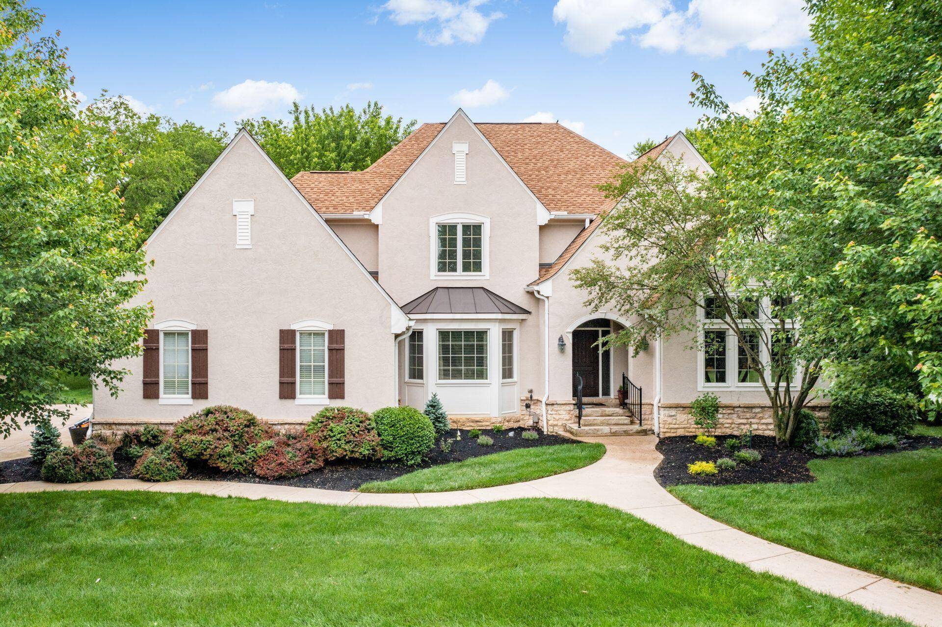 Powell, OH 43065,10657 Dundee Court