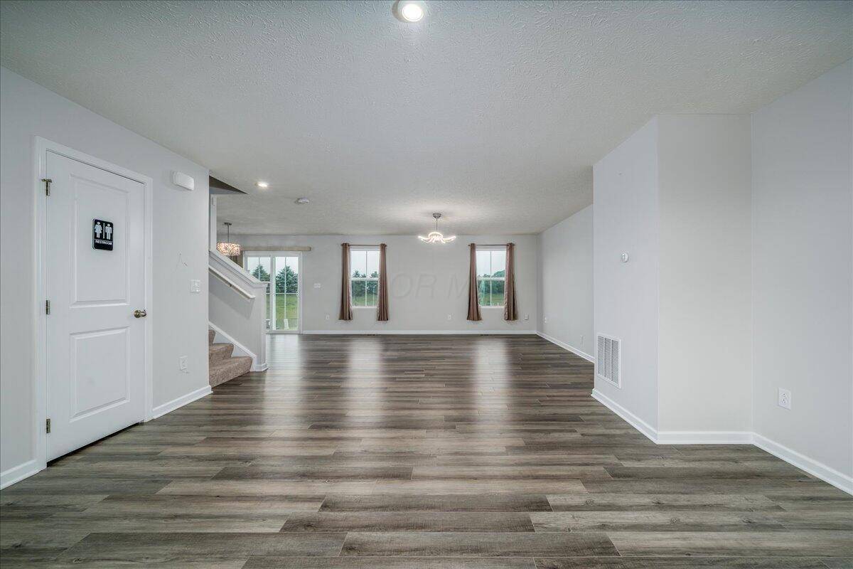 Groveport, OH 43125,5332 Earhart Drive