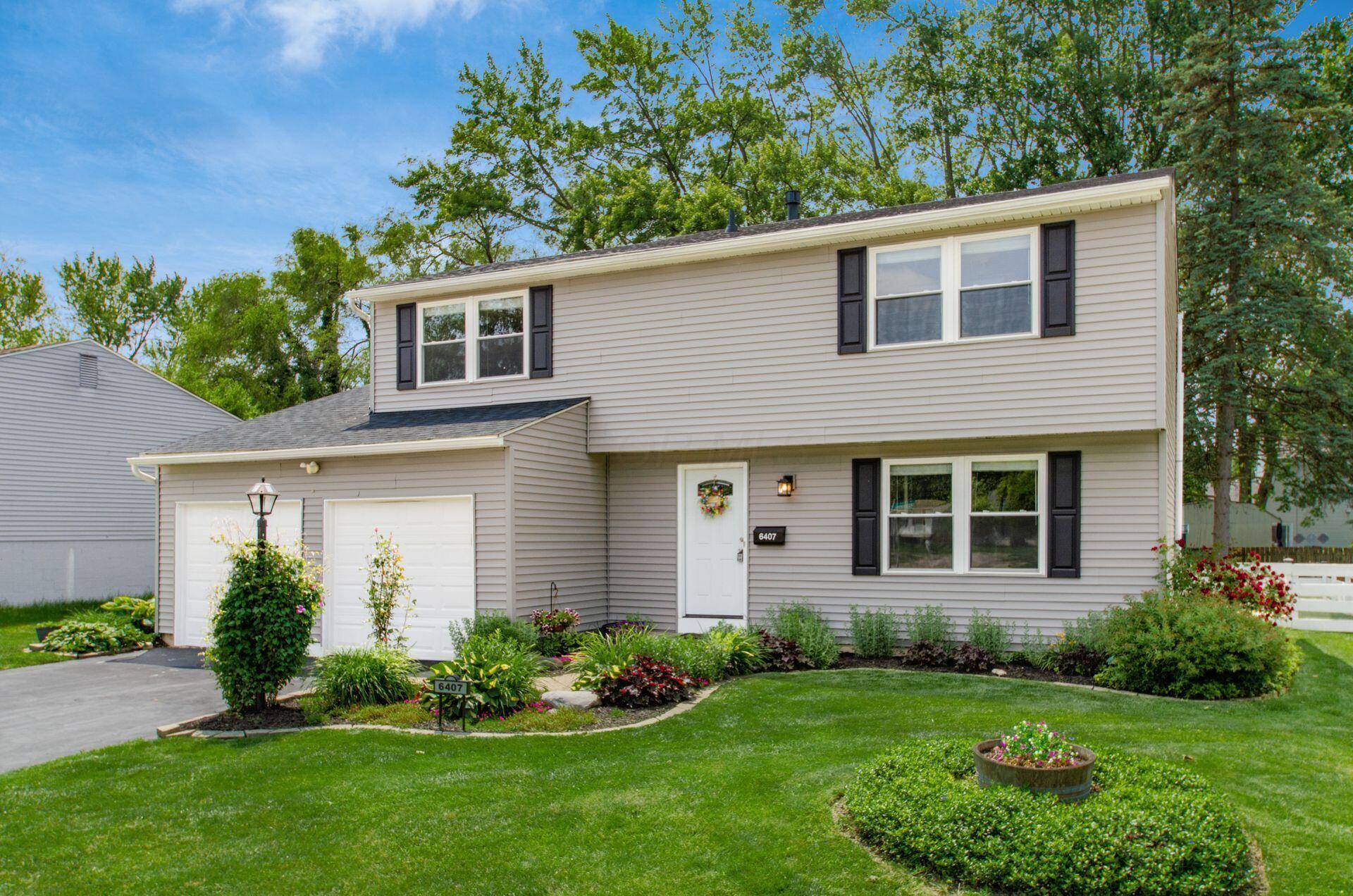 Columbus, OH 43229,6407 Skywae Drive
