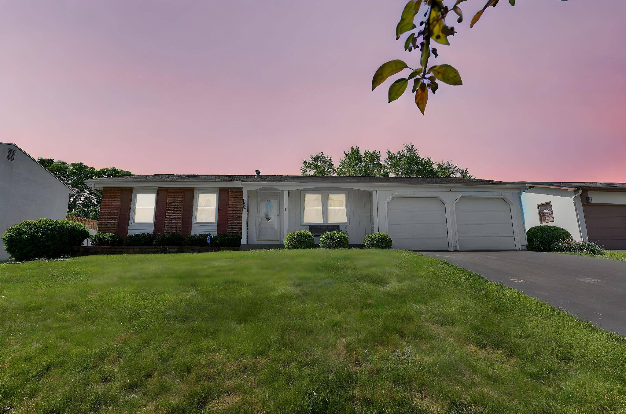 Columbus, OH 43228,3723 Klibreck Drive