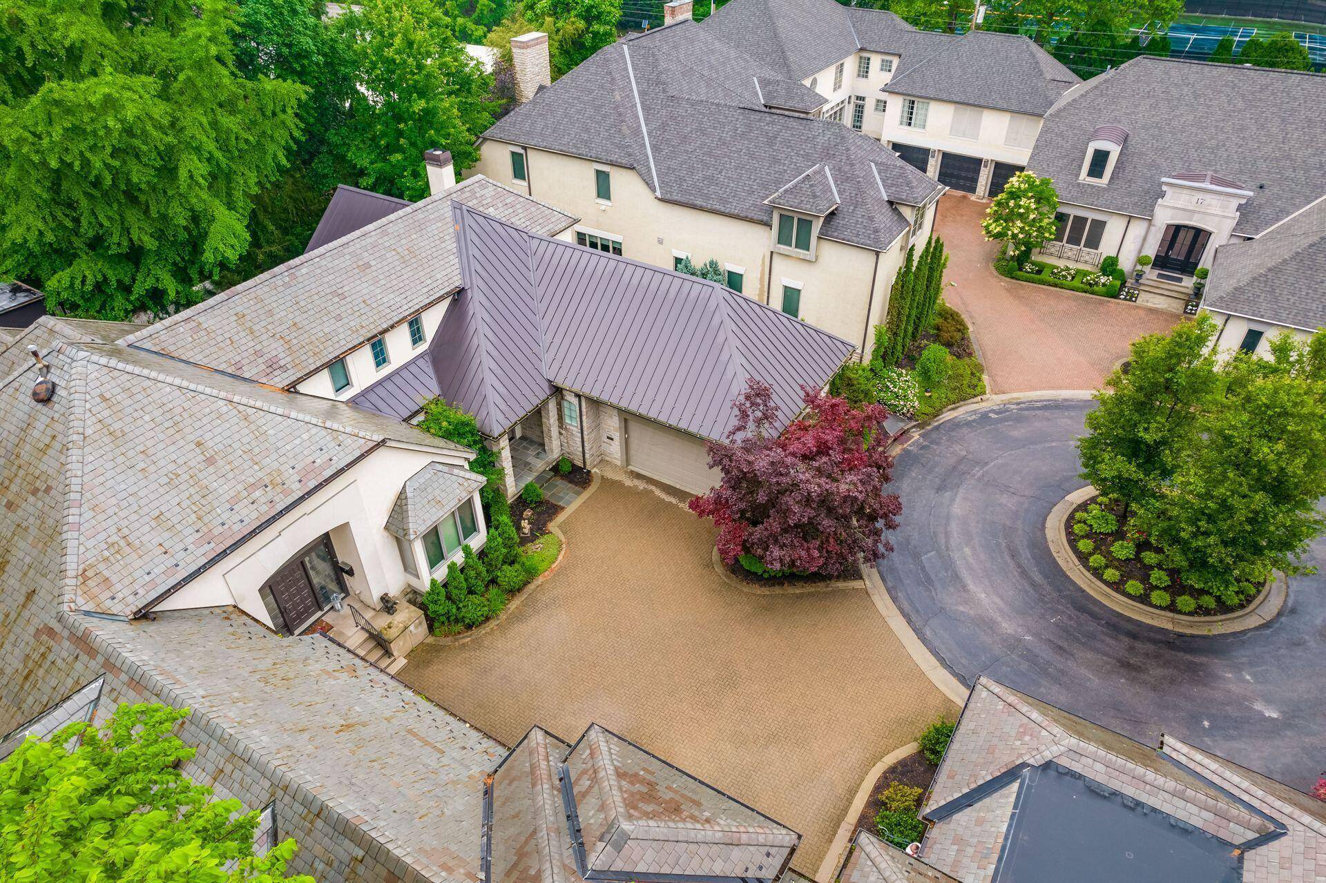 Bexley, OH 43209,14 Lyonsgate Road