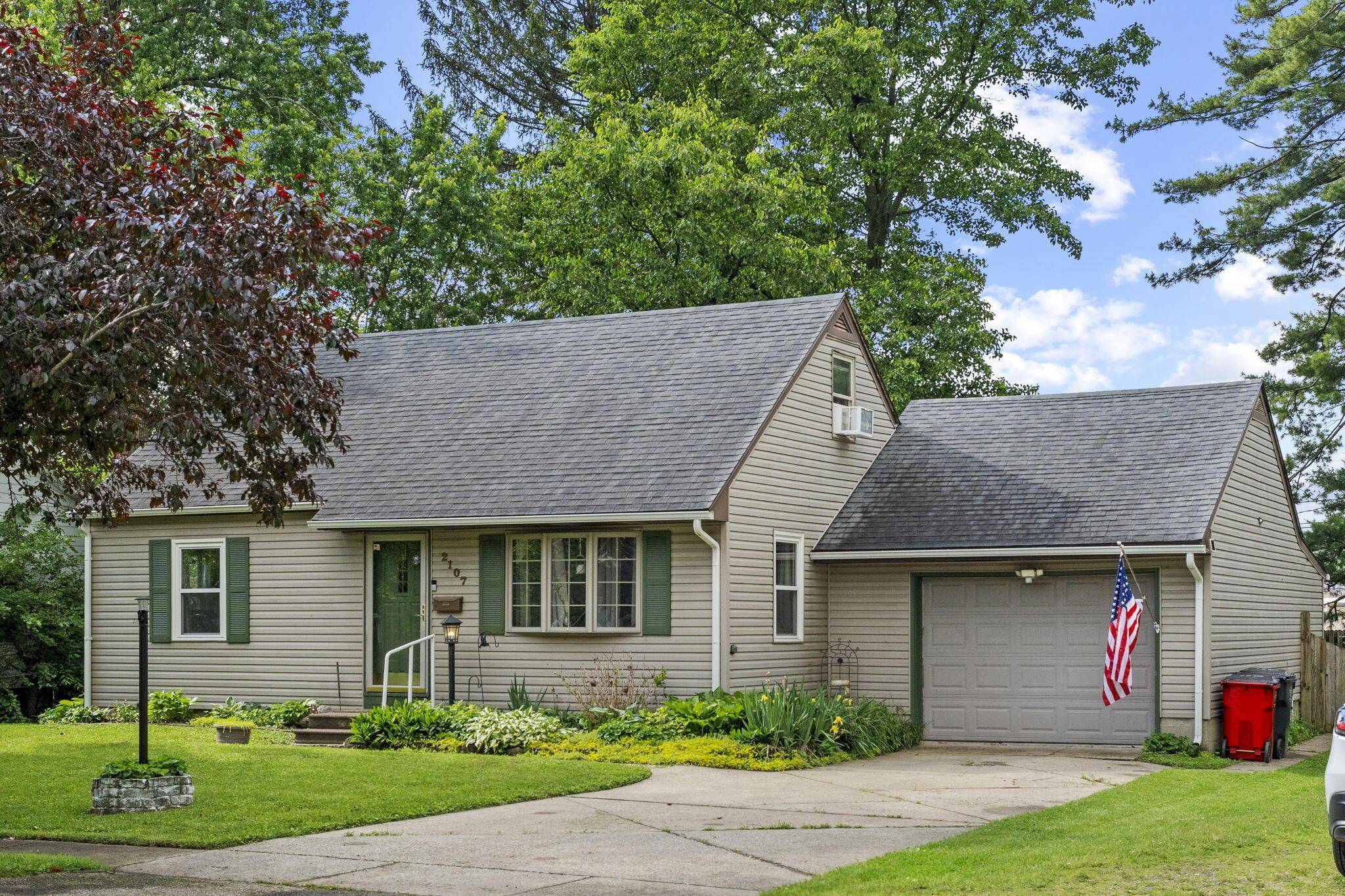 Columbus, OH 43224,2107 Radnor Avenue