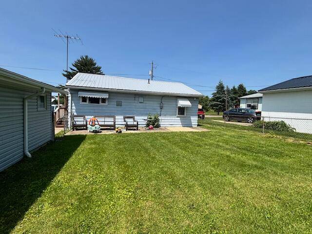 Buckeye Lake, OH 43008,142 6th Avenue