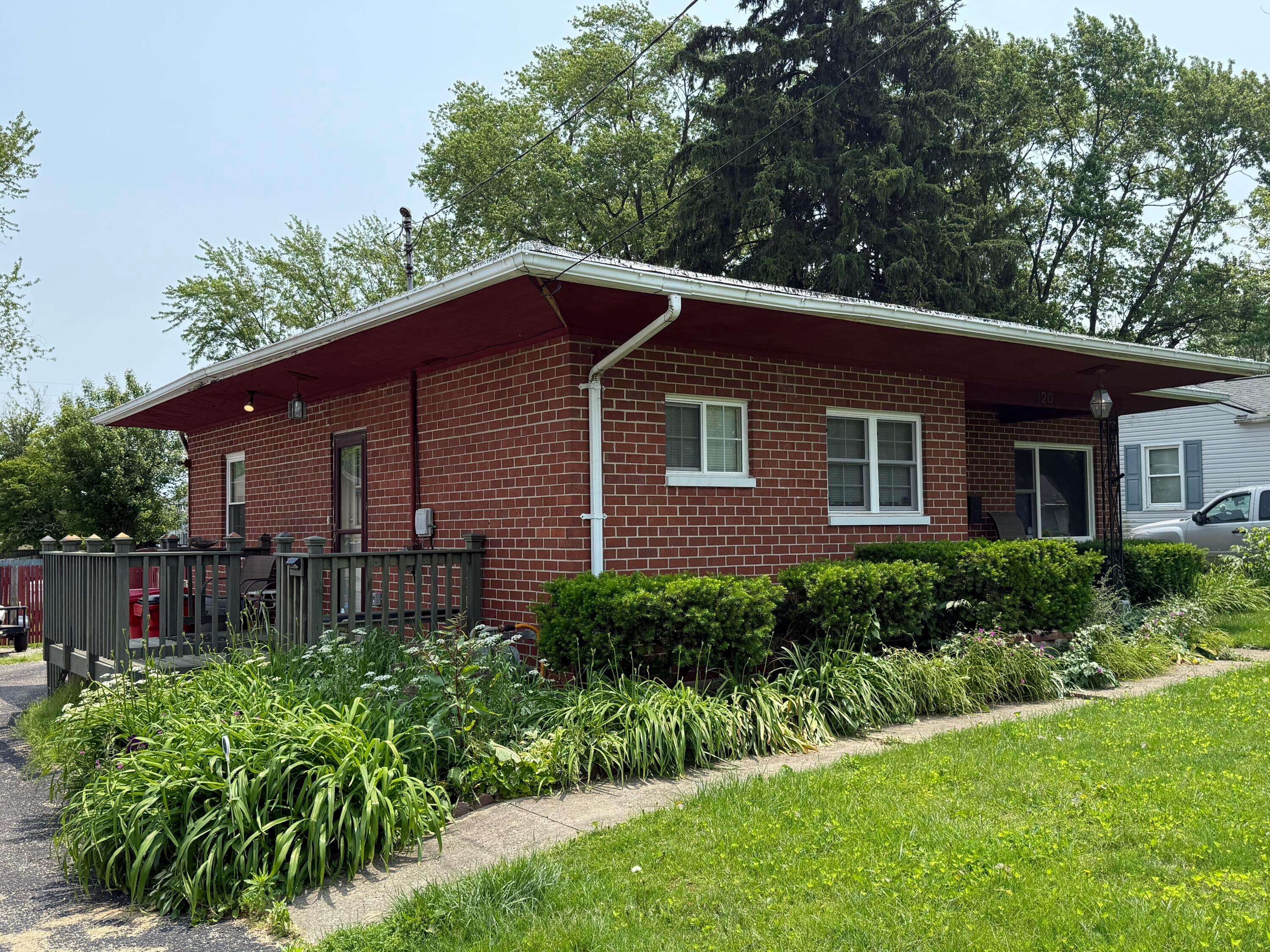 London, OH 43140,120 Chandler Avenue