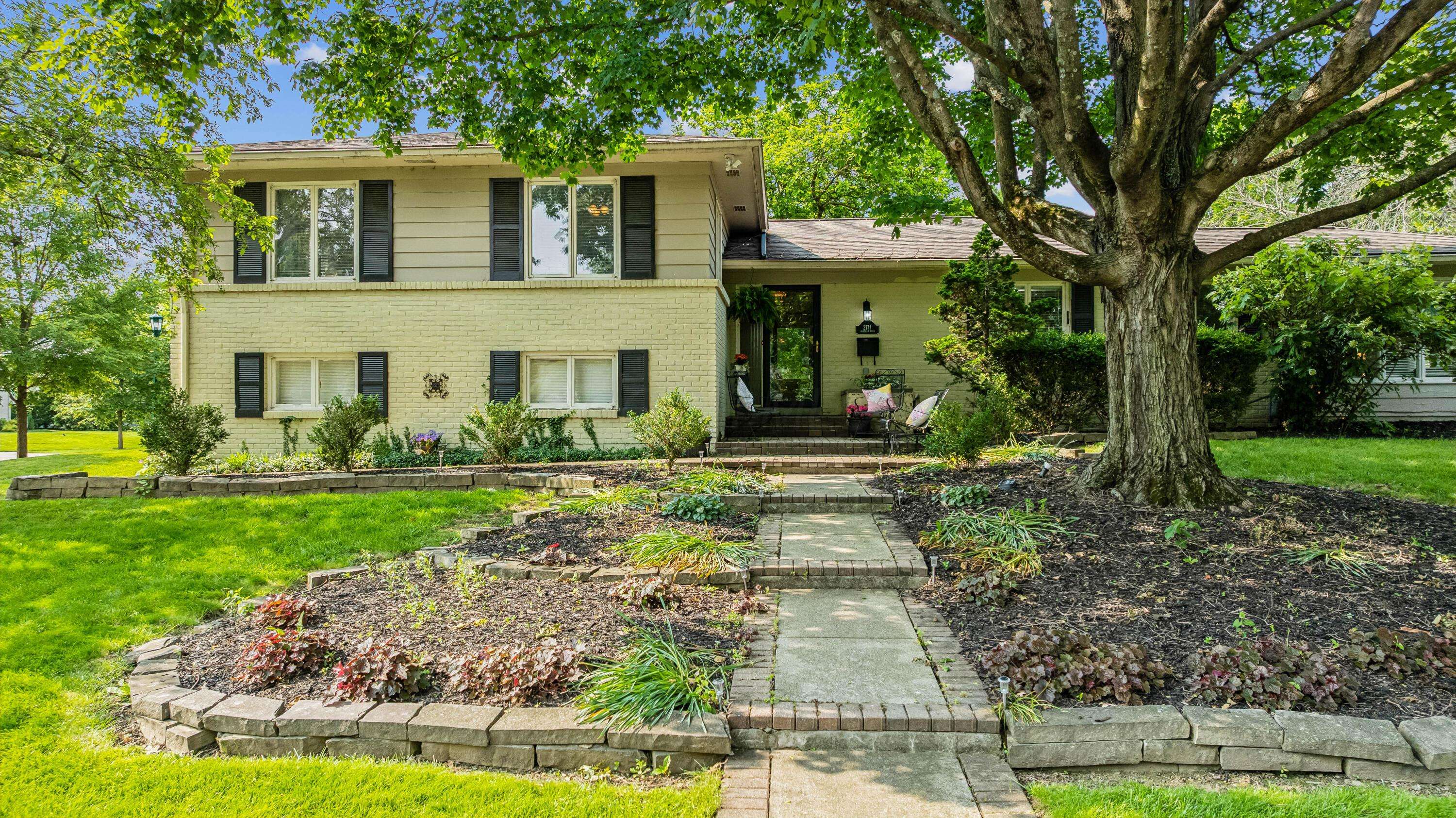 Columbus, OH 43221,2171 Northam Road