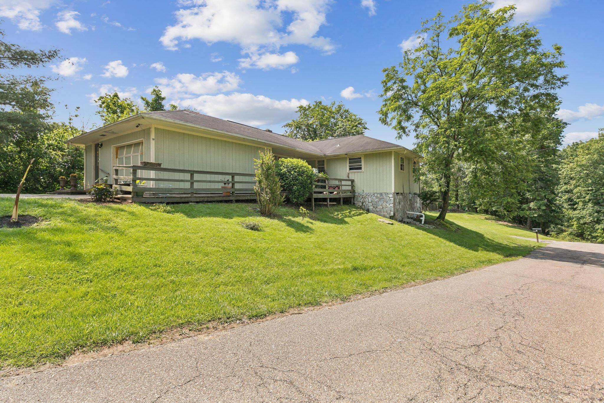 Gallipolis, OH 45631,12 Hillcrest Drive